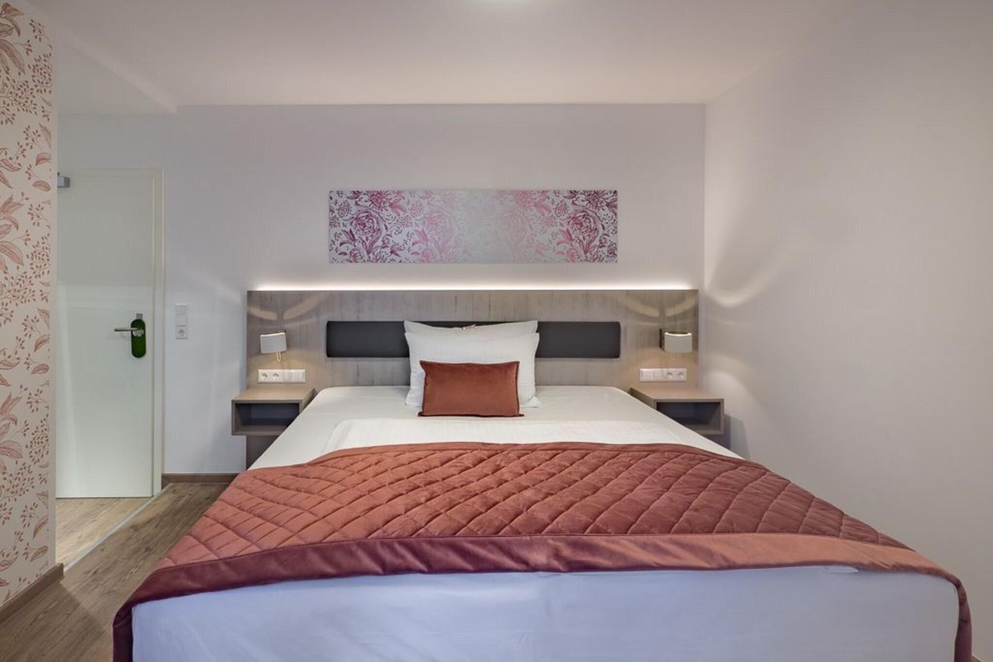 Double Queen Size Bed