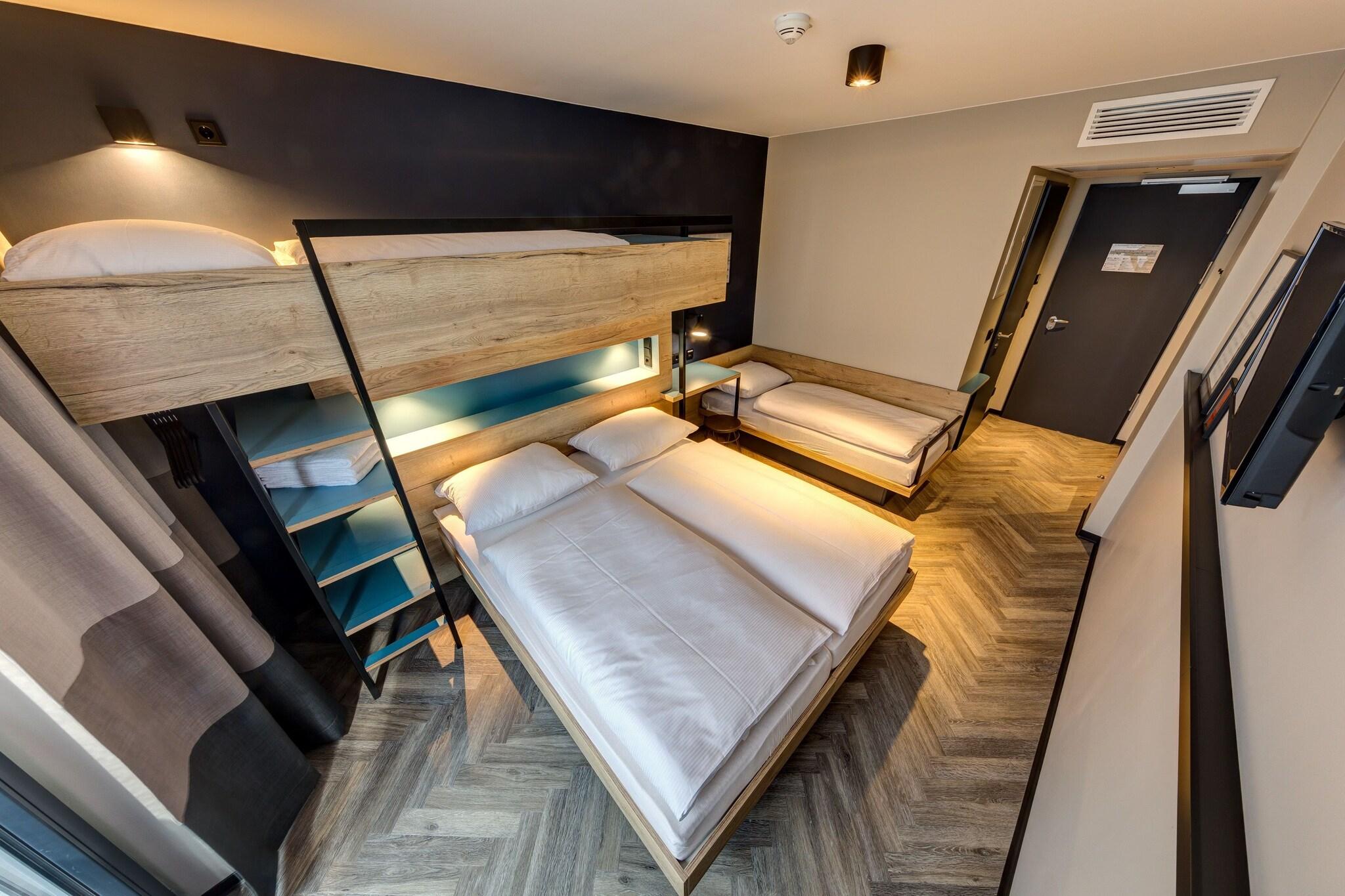 Triple Two King Beds