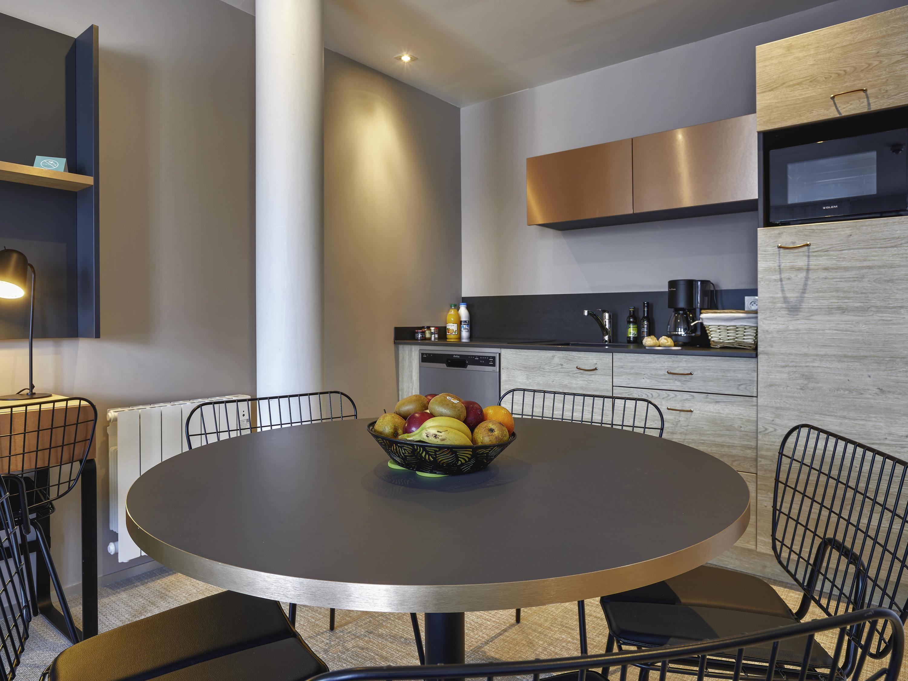 Apartment Capacity 4