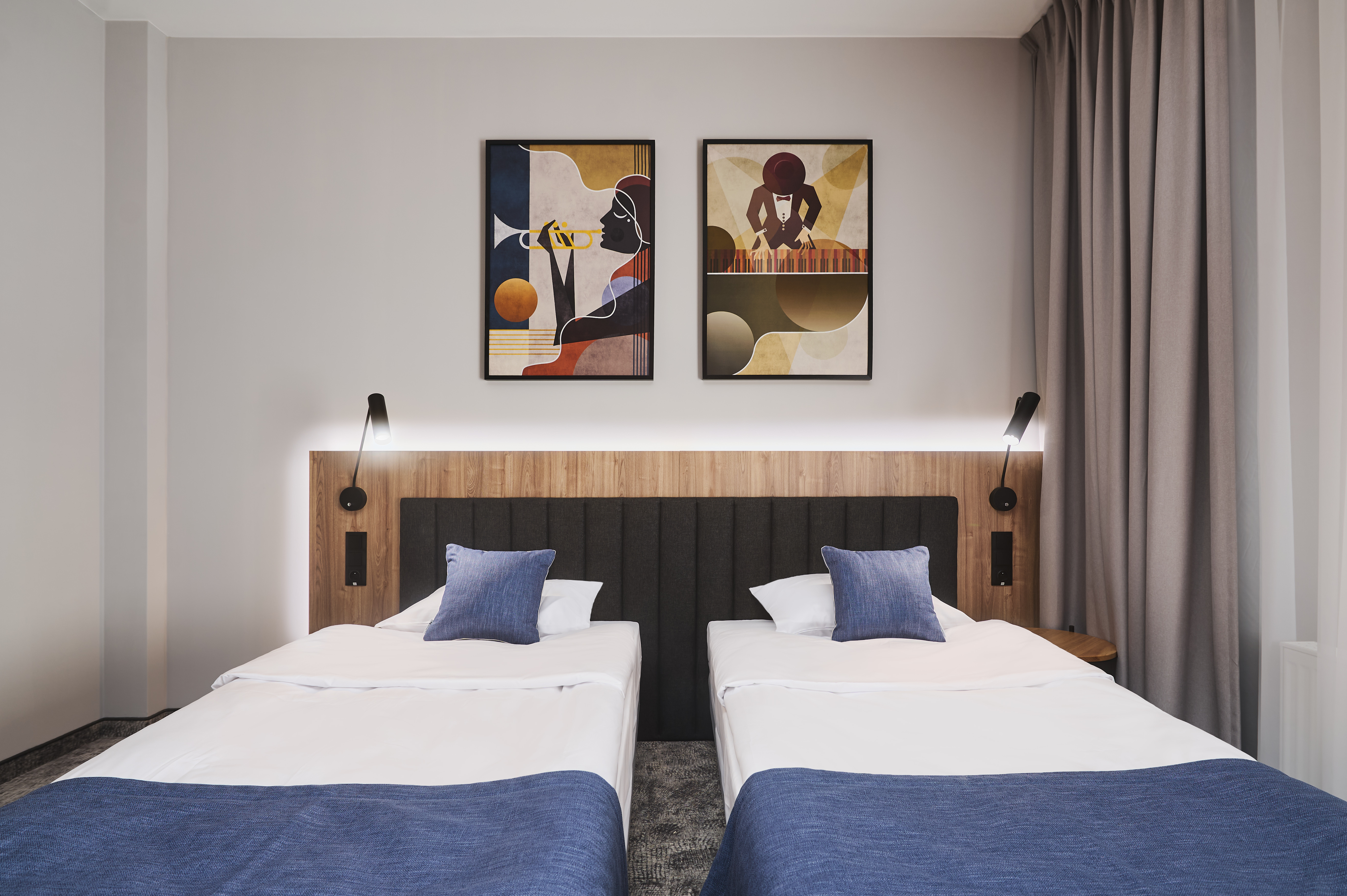 Double or Twin Deluxe