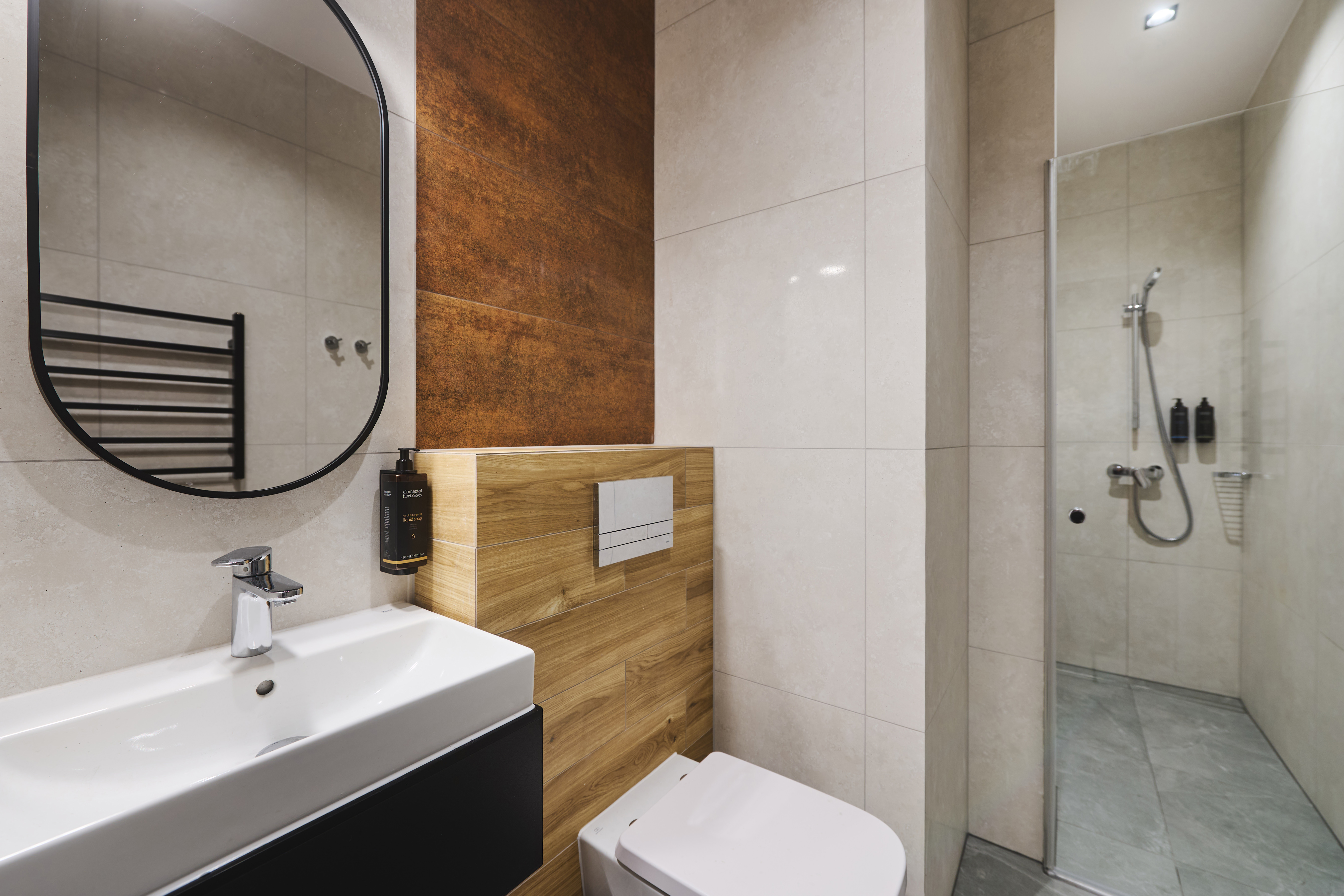 Double or Twin Deluxe