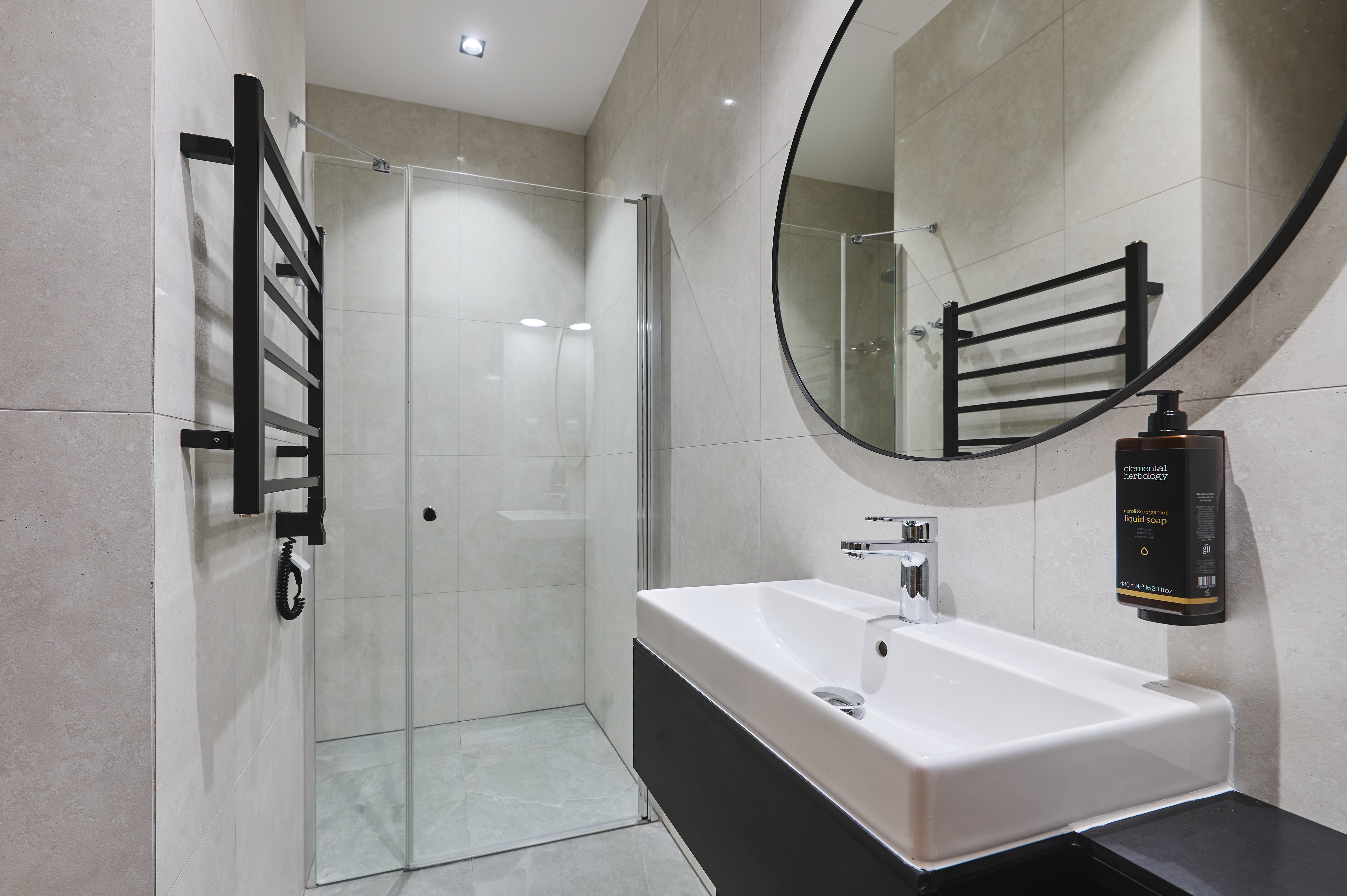 Double or Twin Deluxe