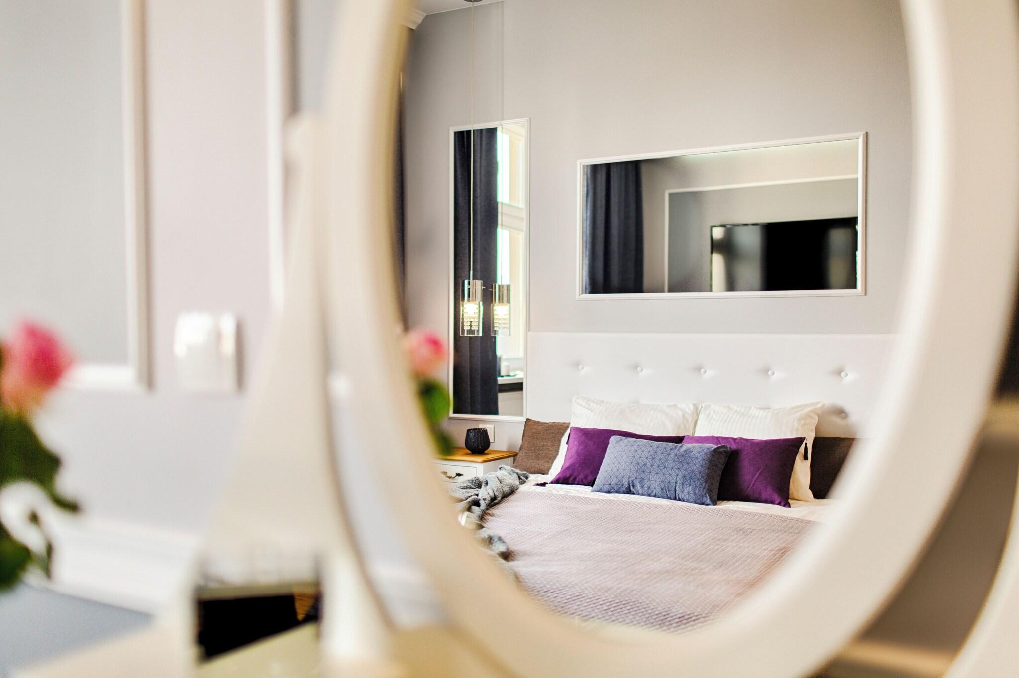 Studio Luxury City View