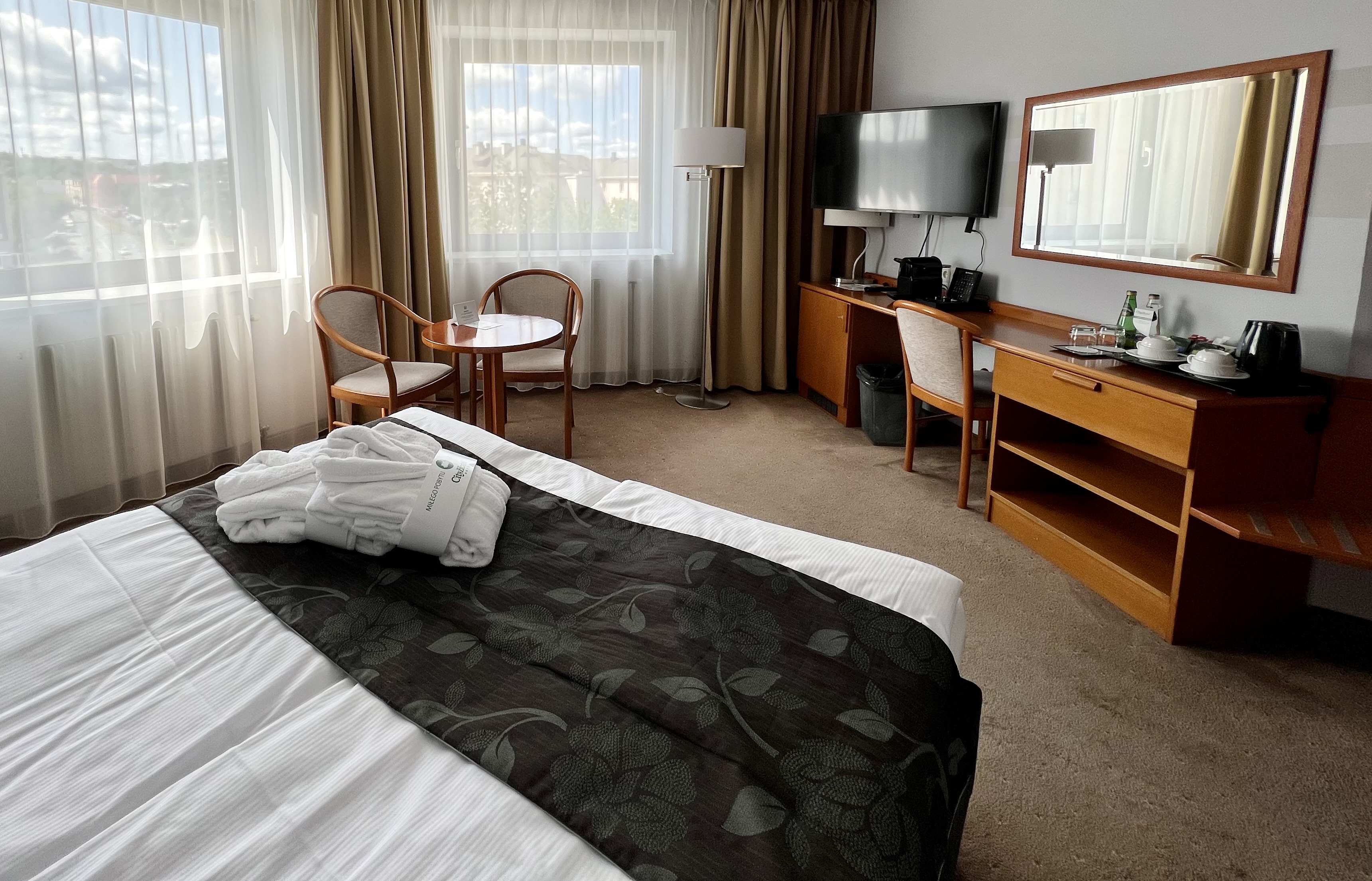 Double Deluxe One Bed