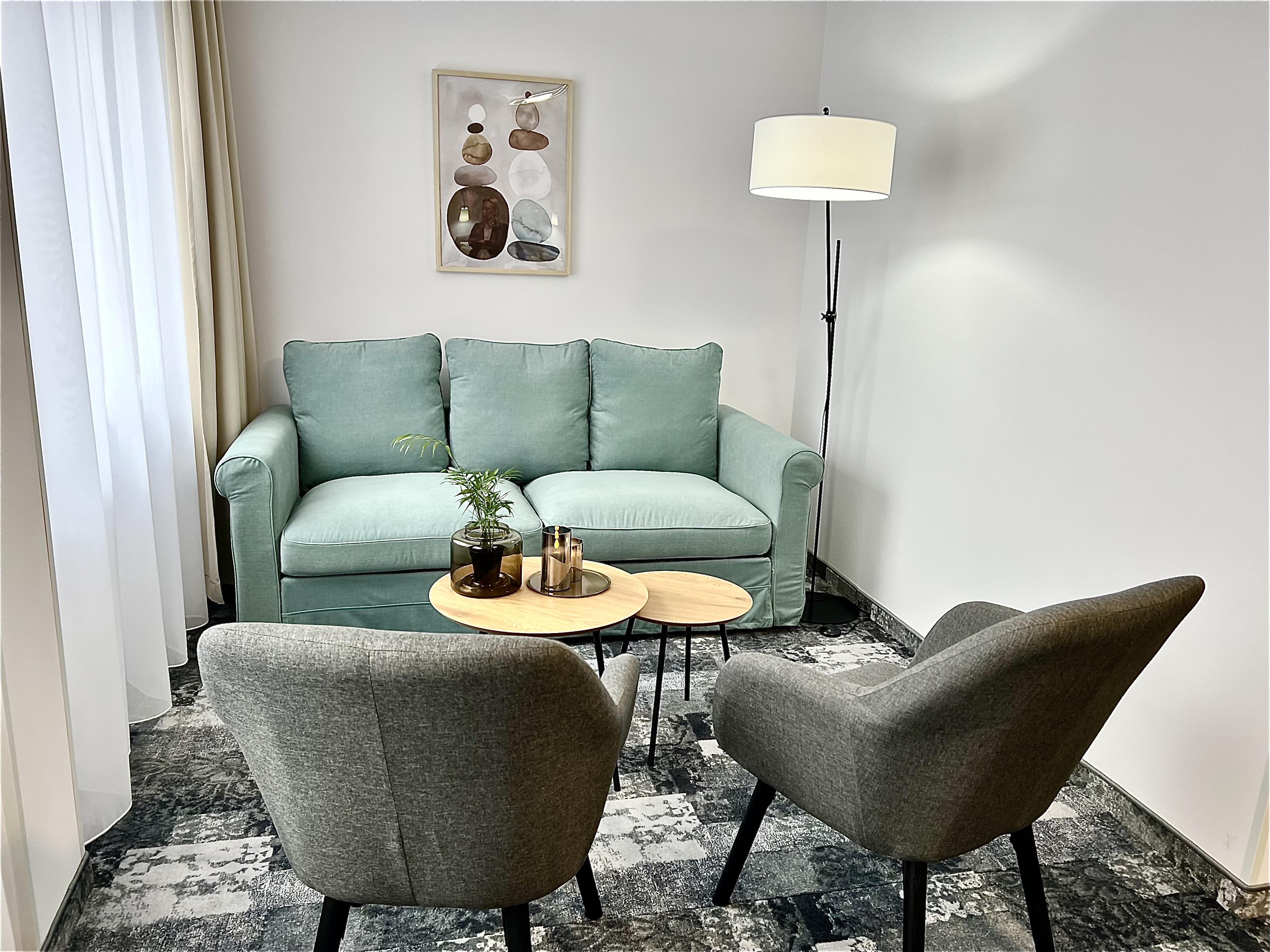 Studio King Size Bed