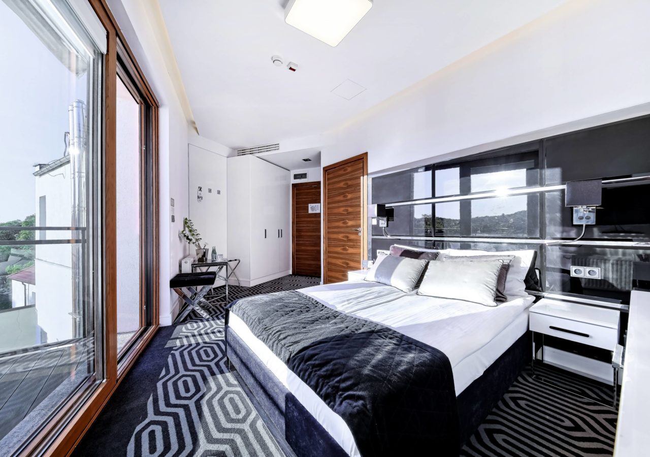 Double Single Premium with Views