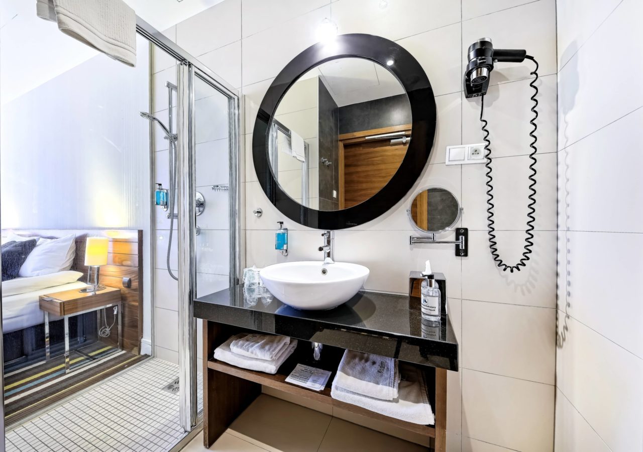 Double Single Luxury