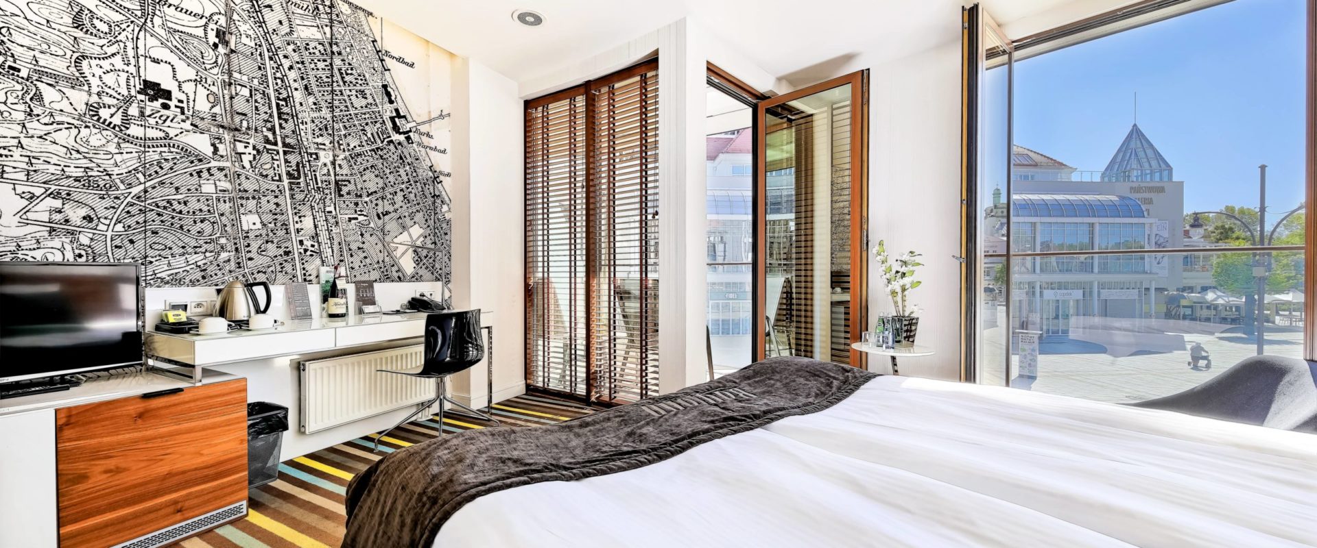 Double Single Deluxe with Balcony