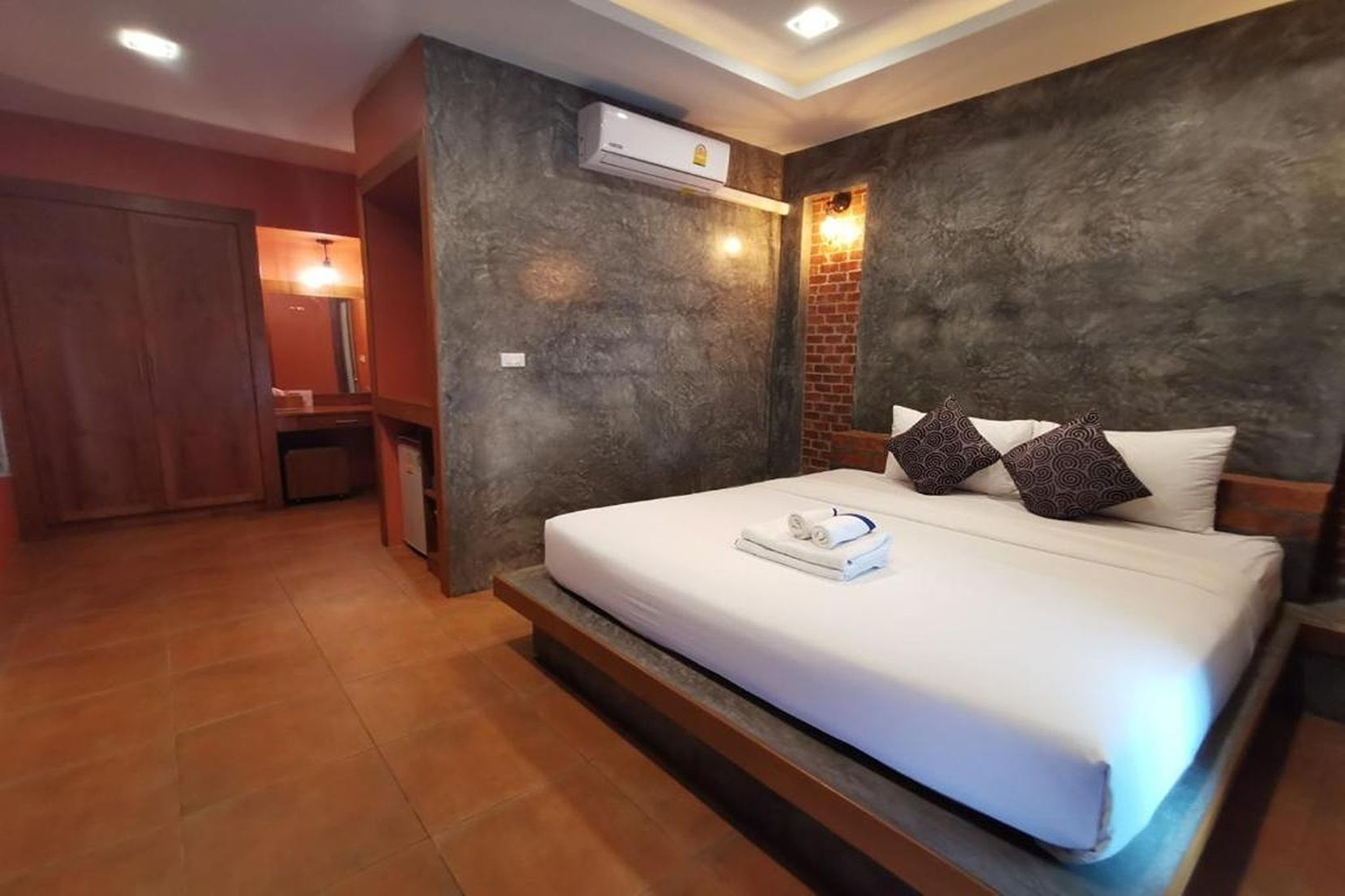 Double with Private Pool