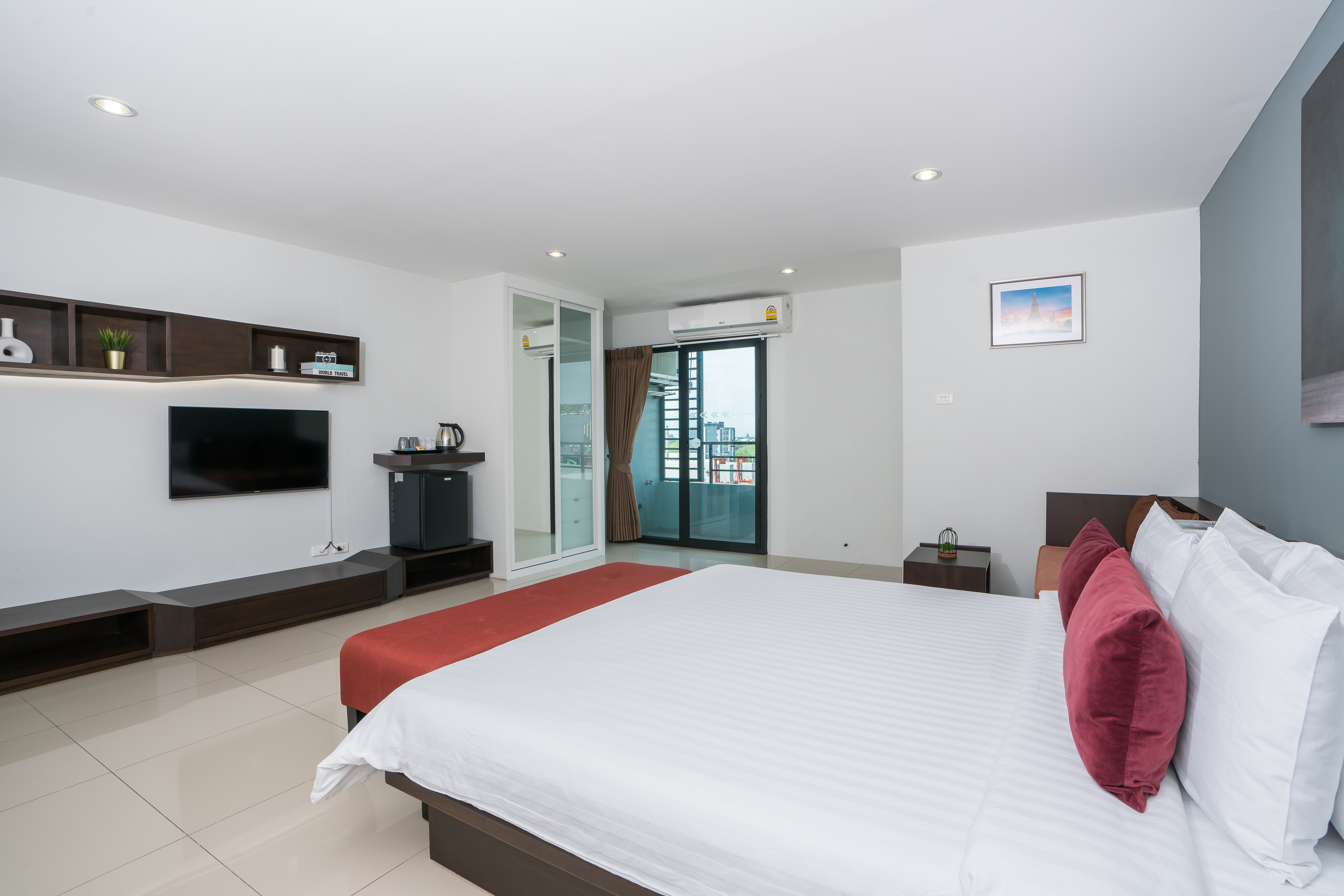 Junior Suite Superior King Bed