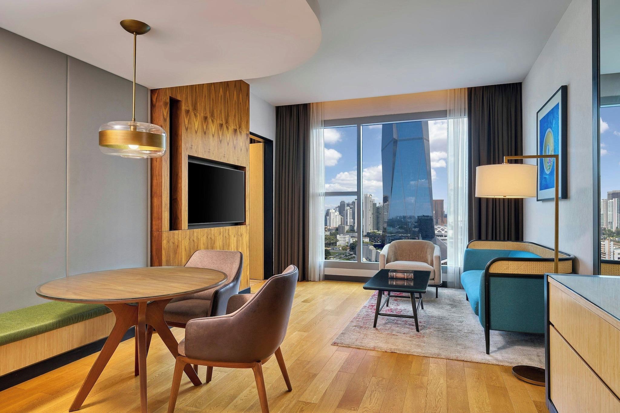 Suite King Bed One Bedroom 