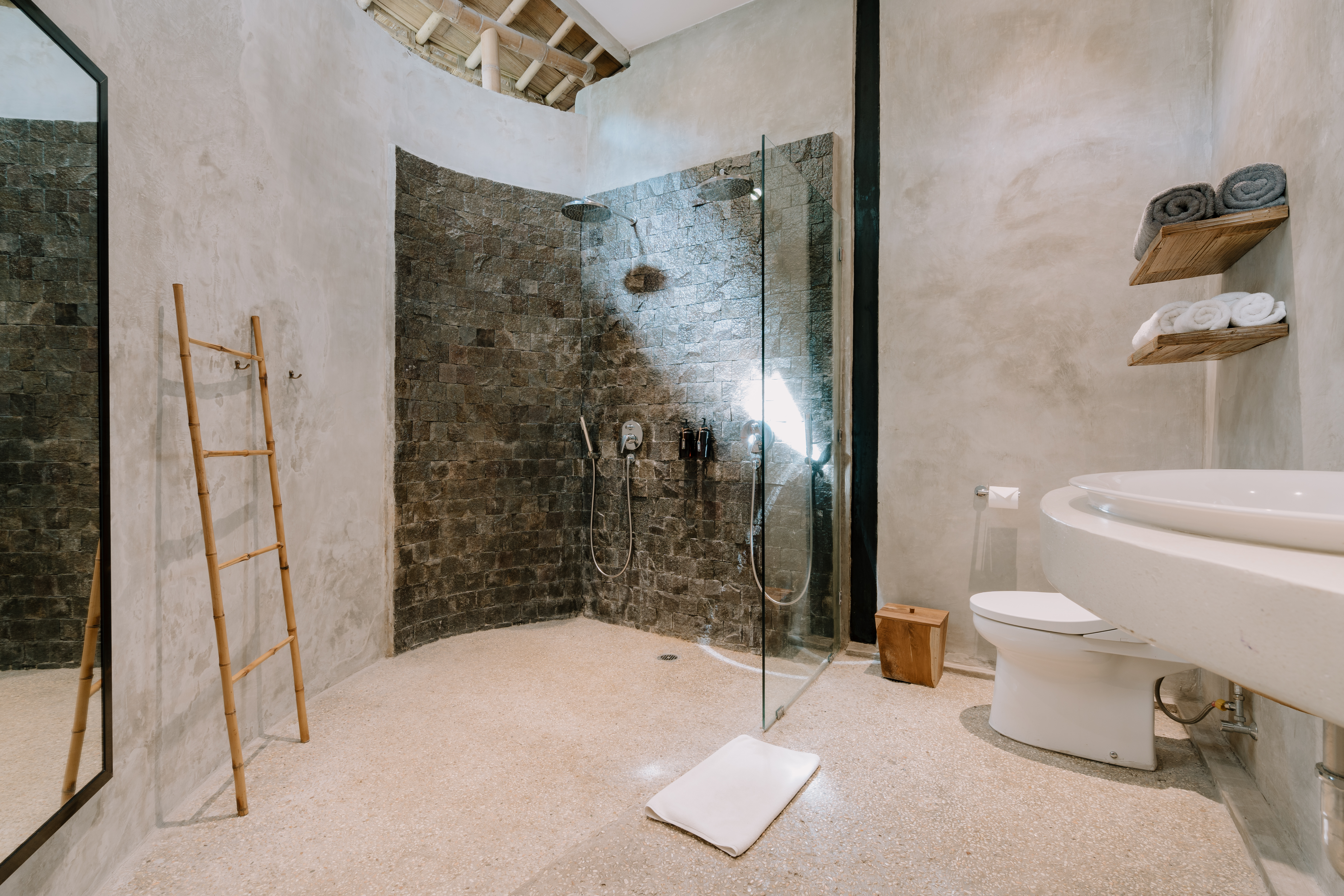 Double or Twin Deluxe Pool View