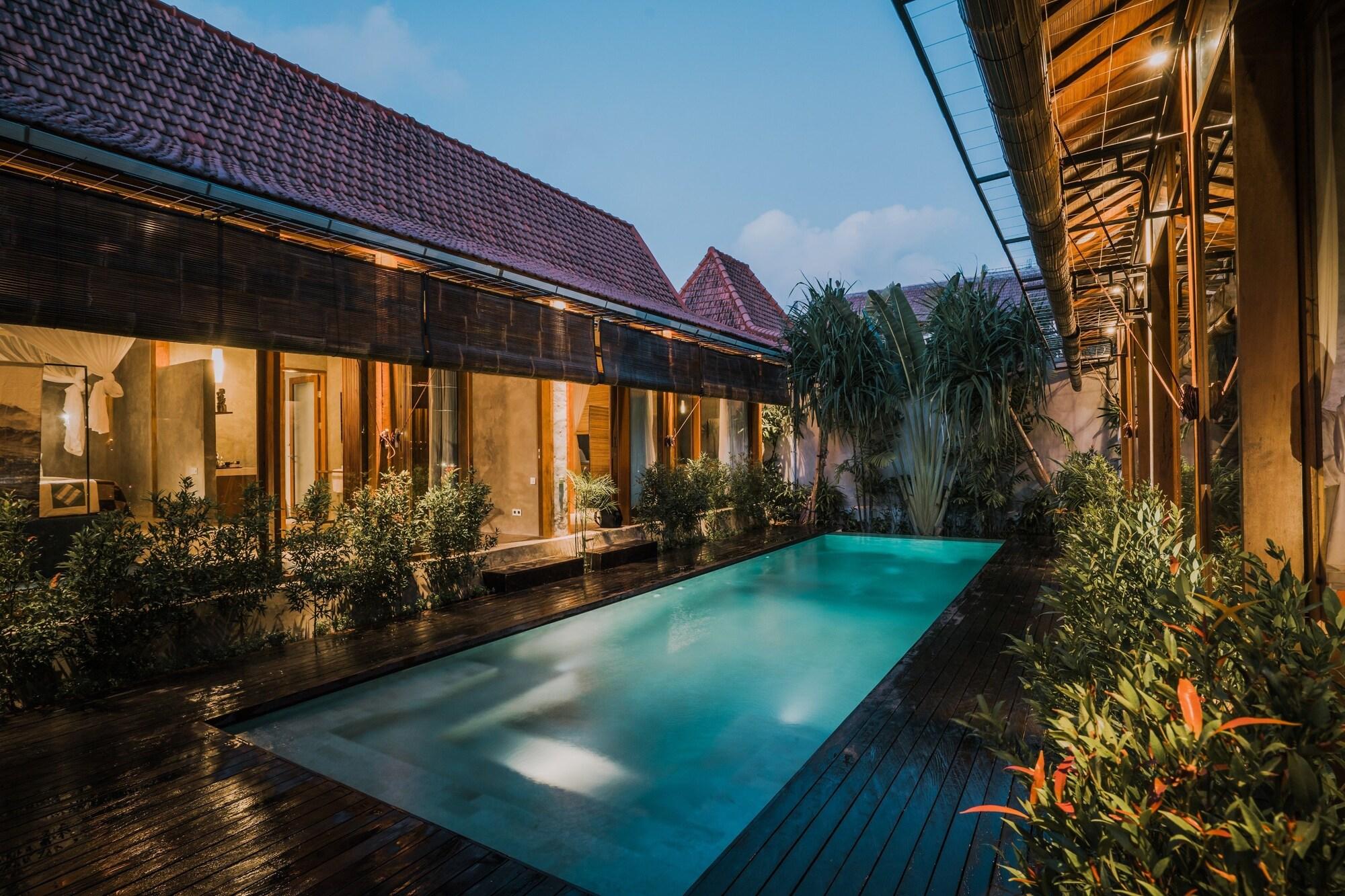 Double or Twin Deluxe