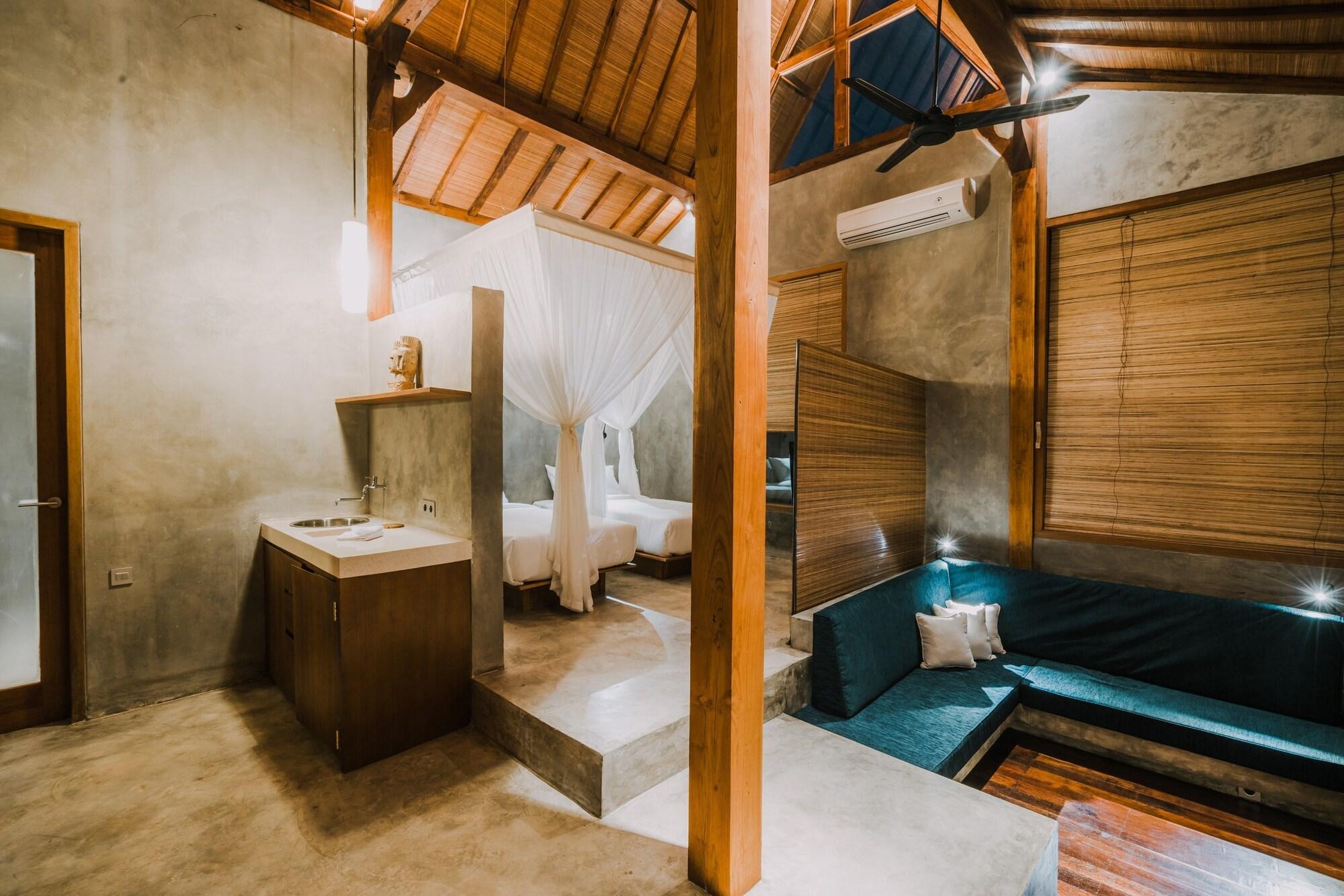 Double or Twin Deluxe