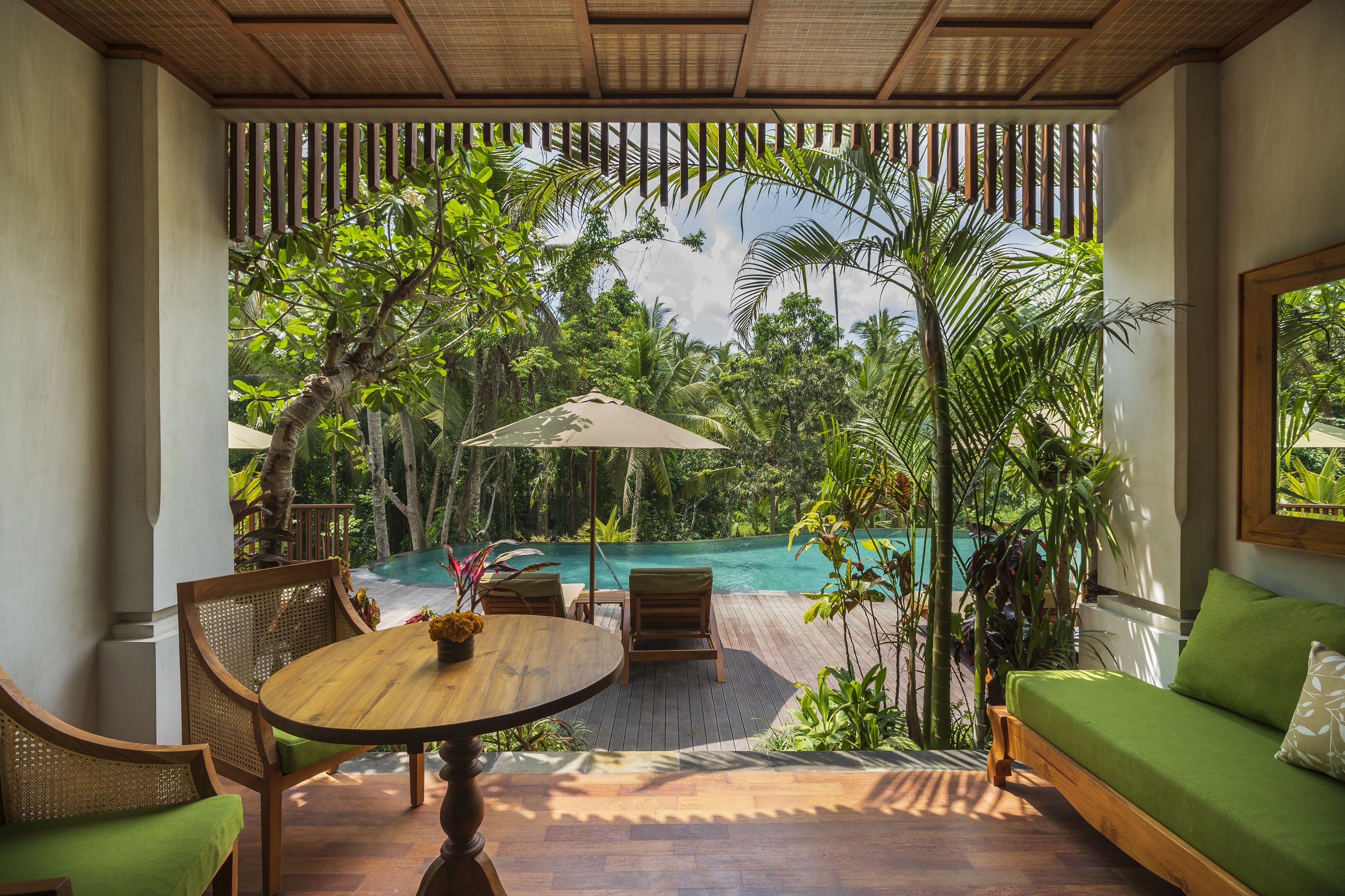 Studio Deluxe Pool View