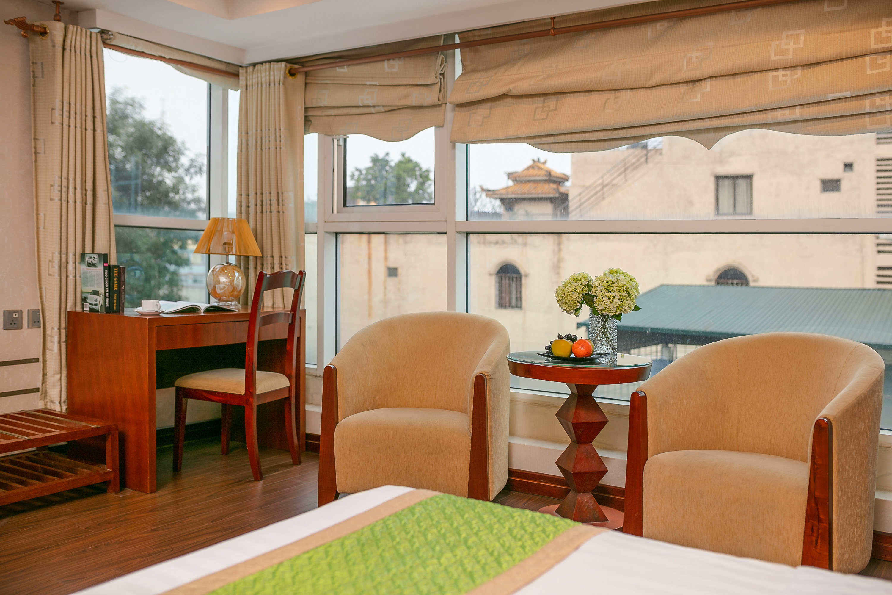 Double Executive Queen Bed