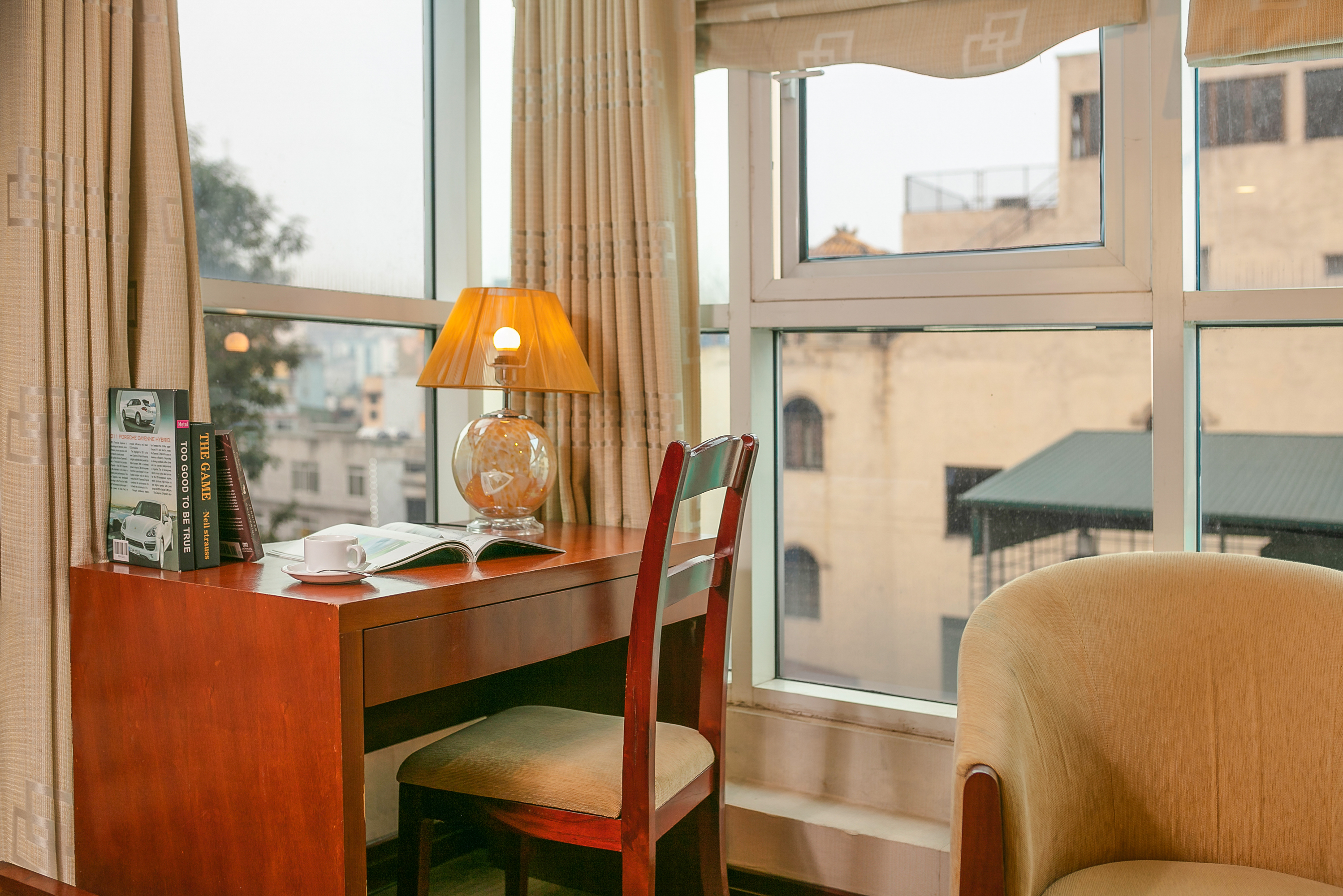 Double Executive Queen Bed