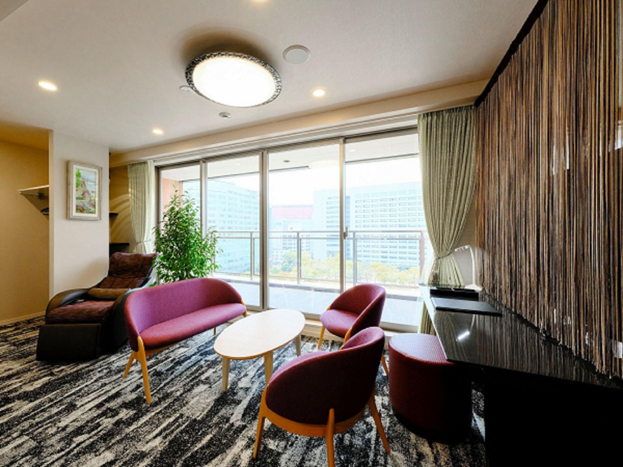 Twin Executive 2 Double Beds