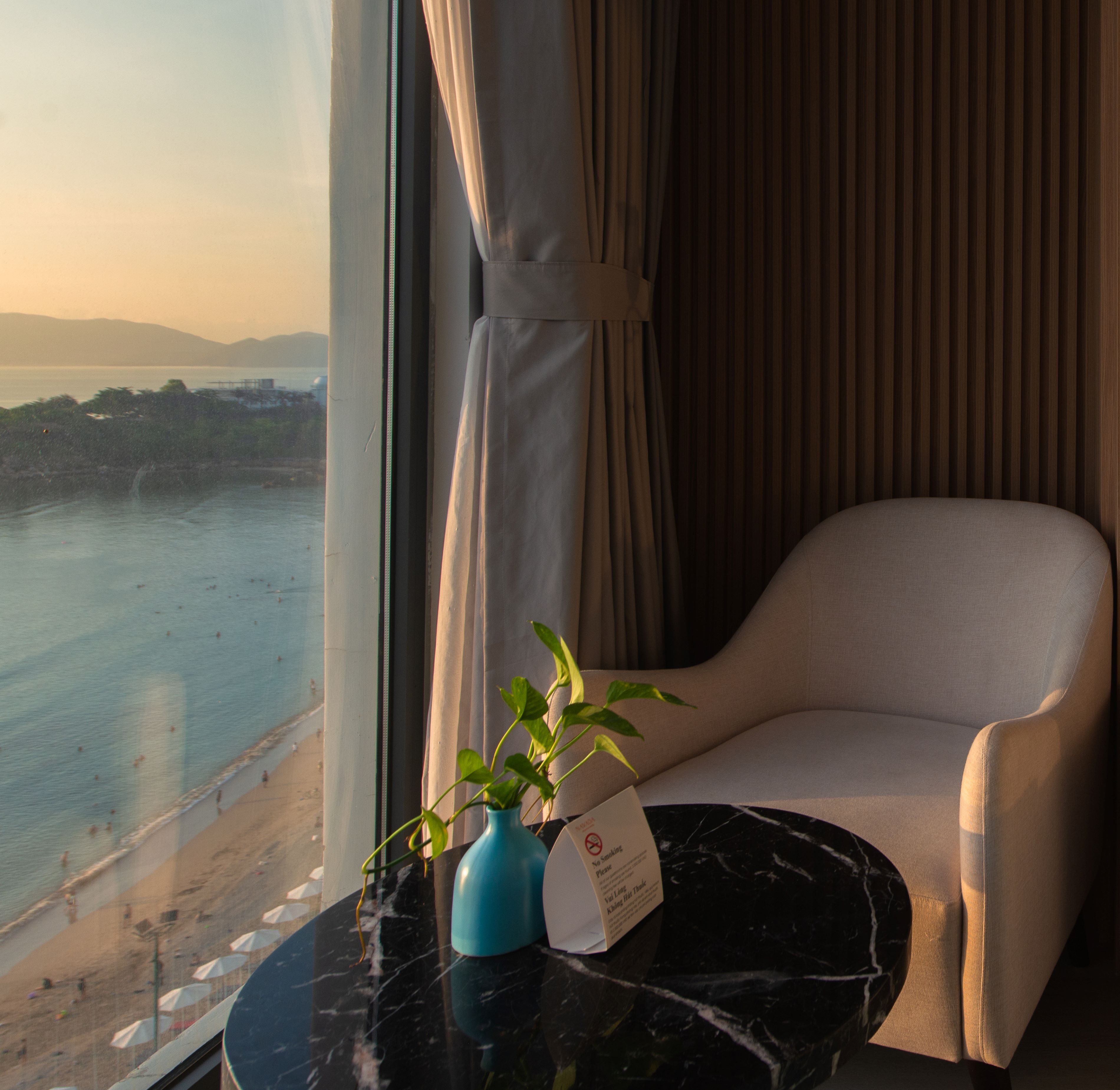 Twin Deluxe Sea View with Balcony