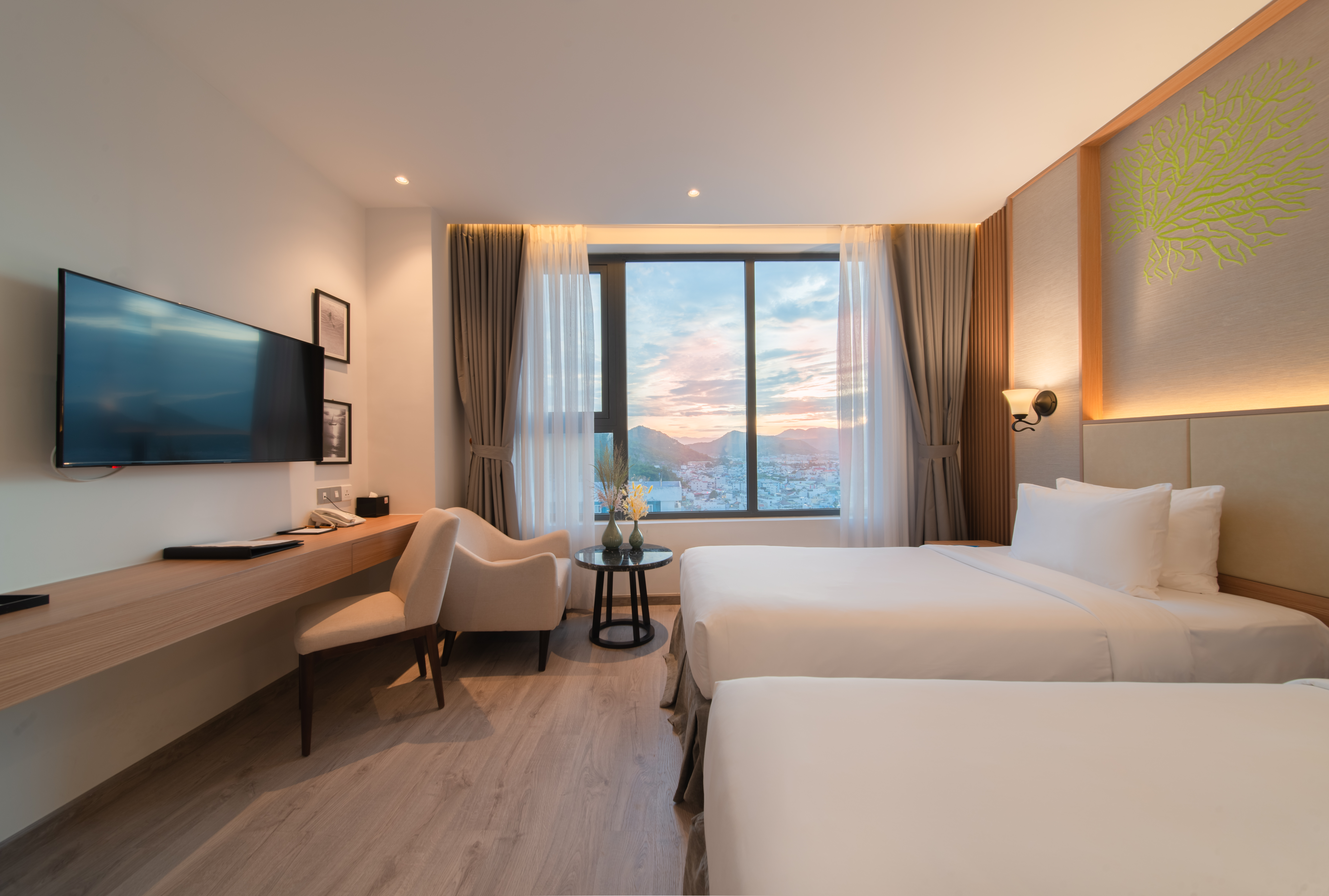 Twin Superior City View