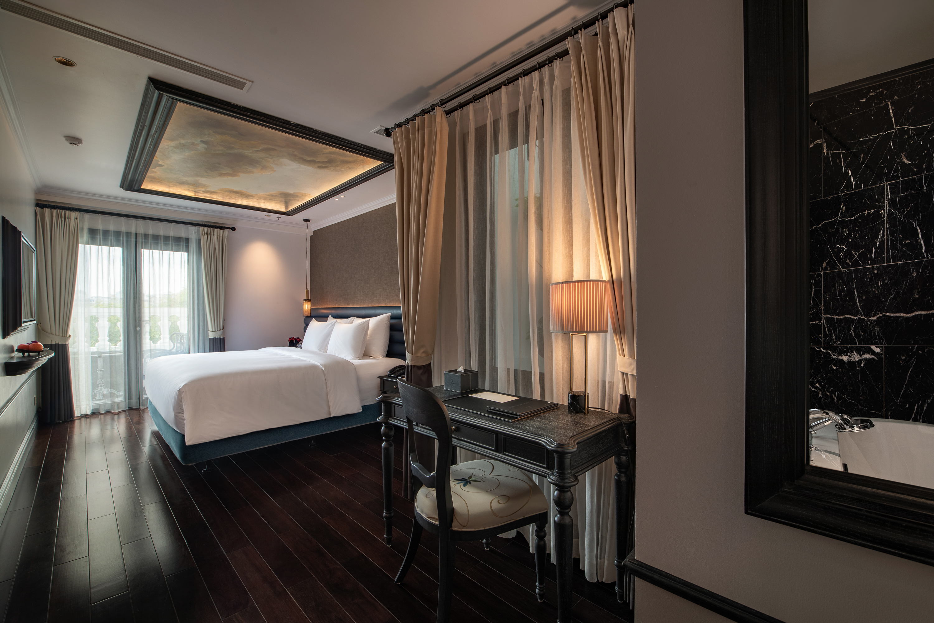 Suite with Terrace with Views