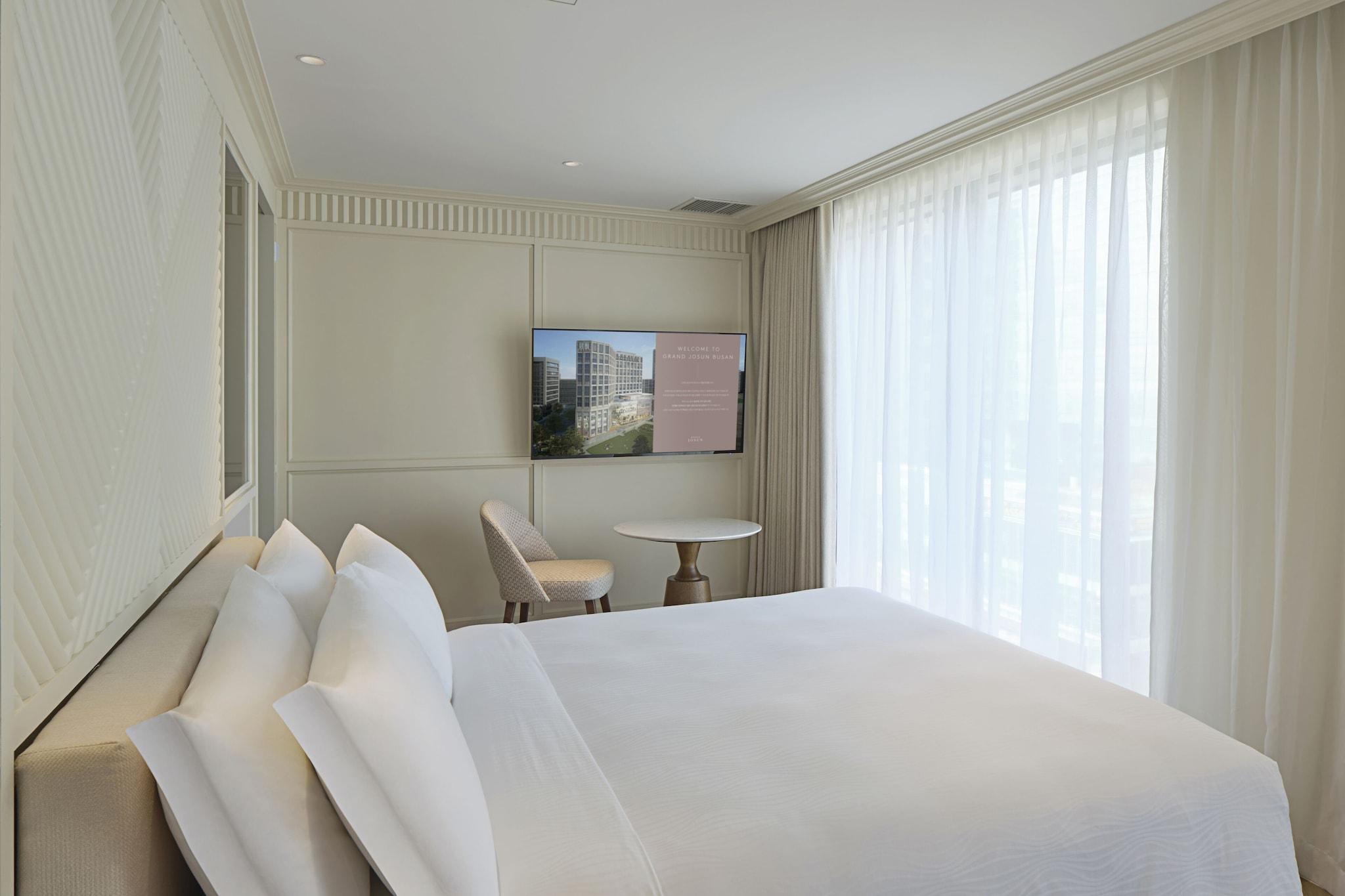 Suite City View Two Beds