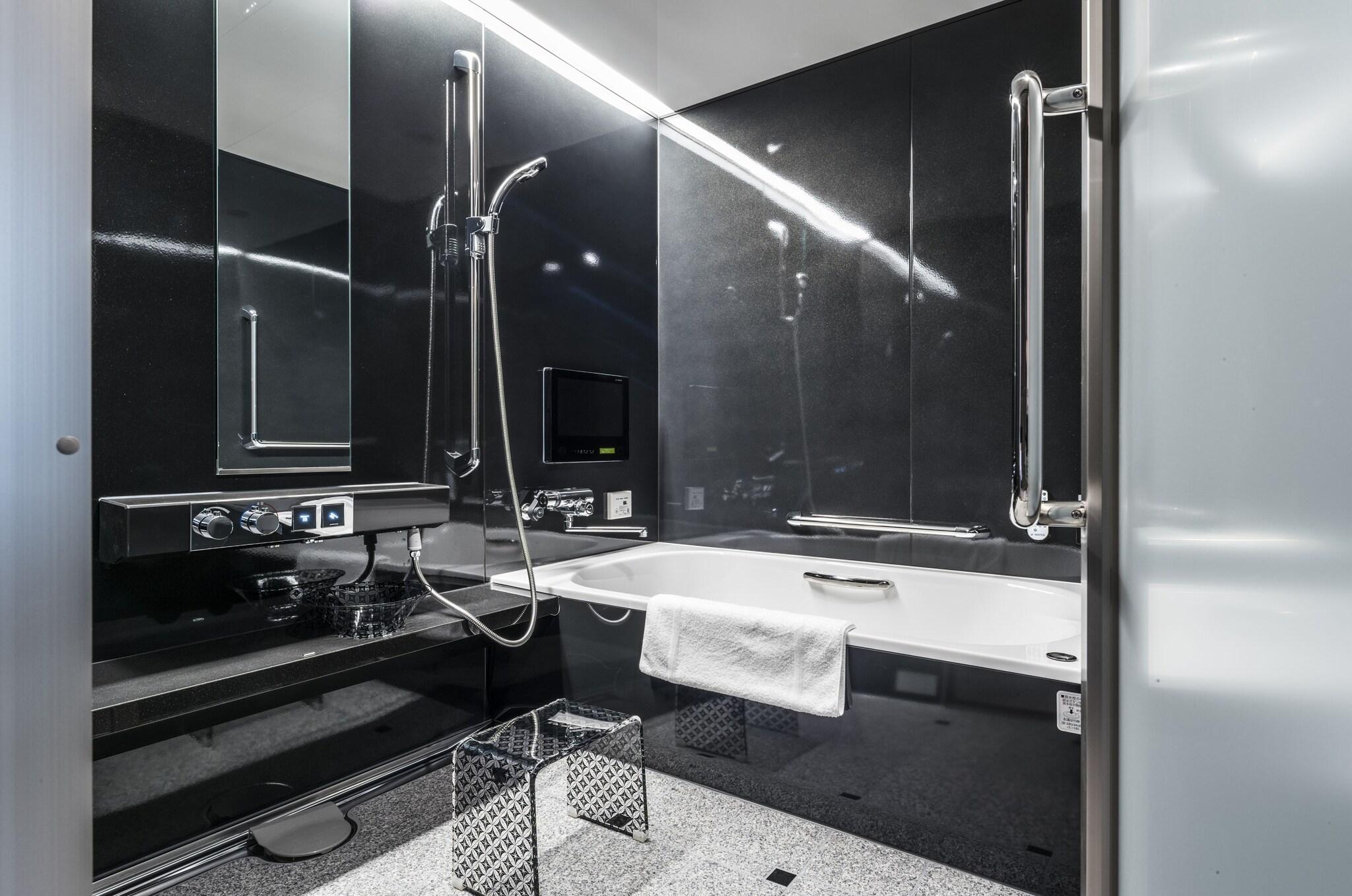 Twin Premium City View