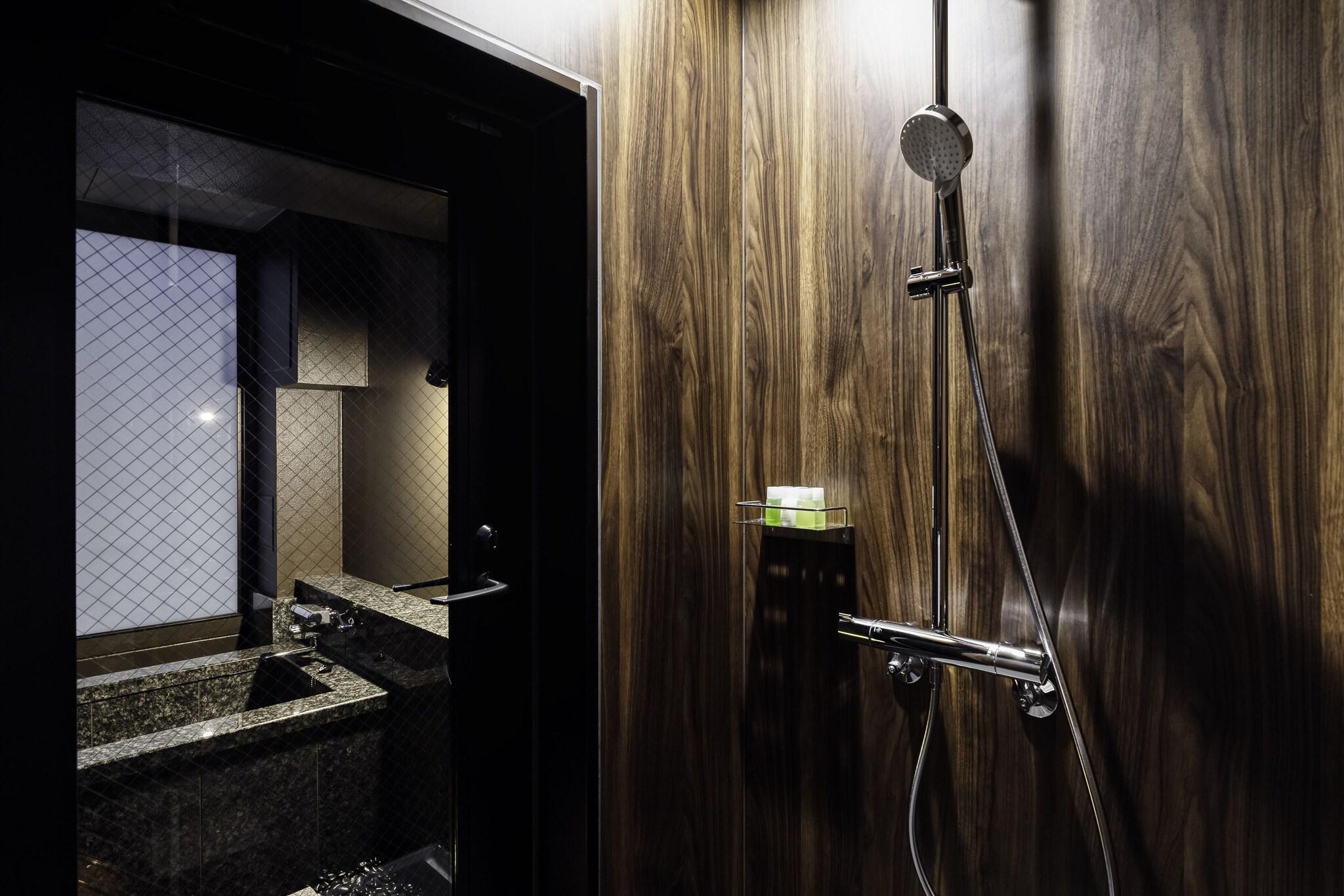 Twin Two Double Beds with Views