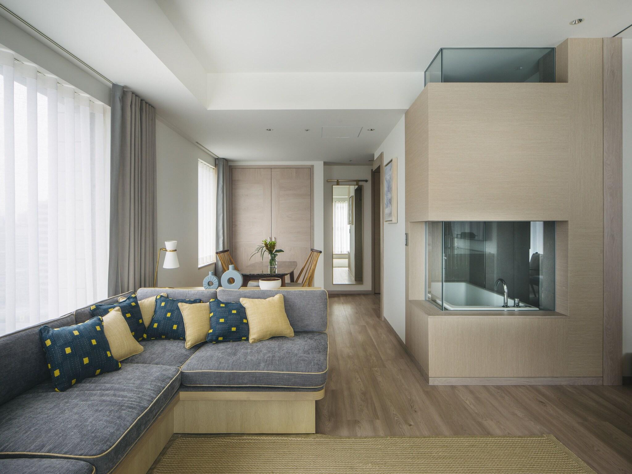 Suite King Bed Non Smoking