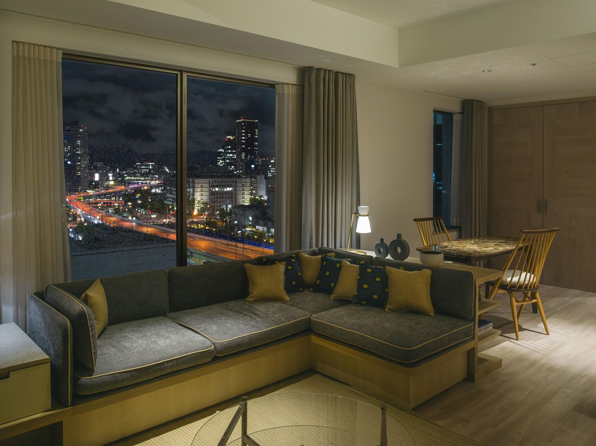 Suite King Bed Non Smoking