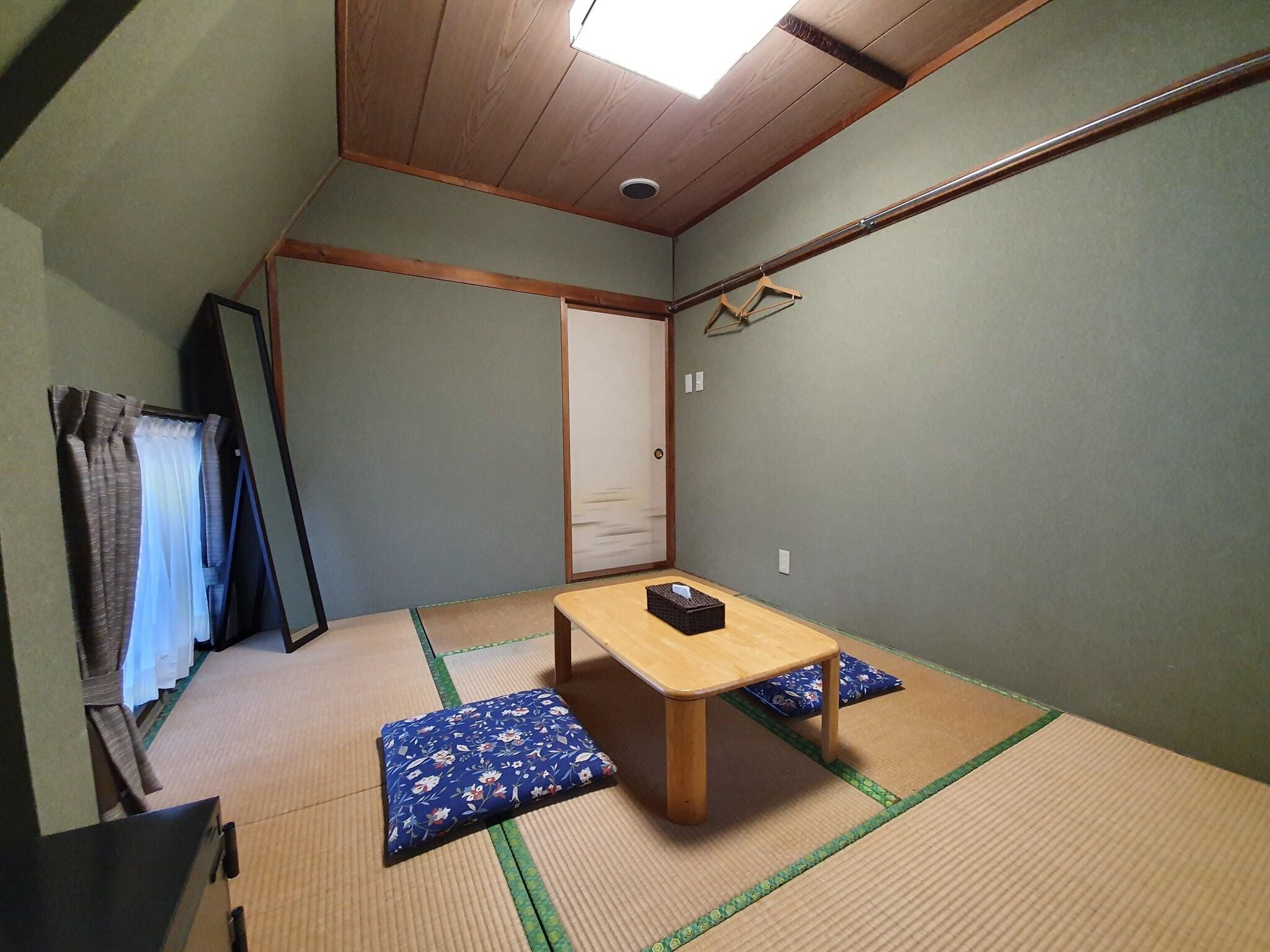 Twin Japanese Room