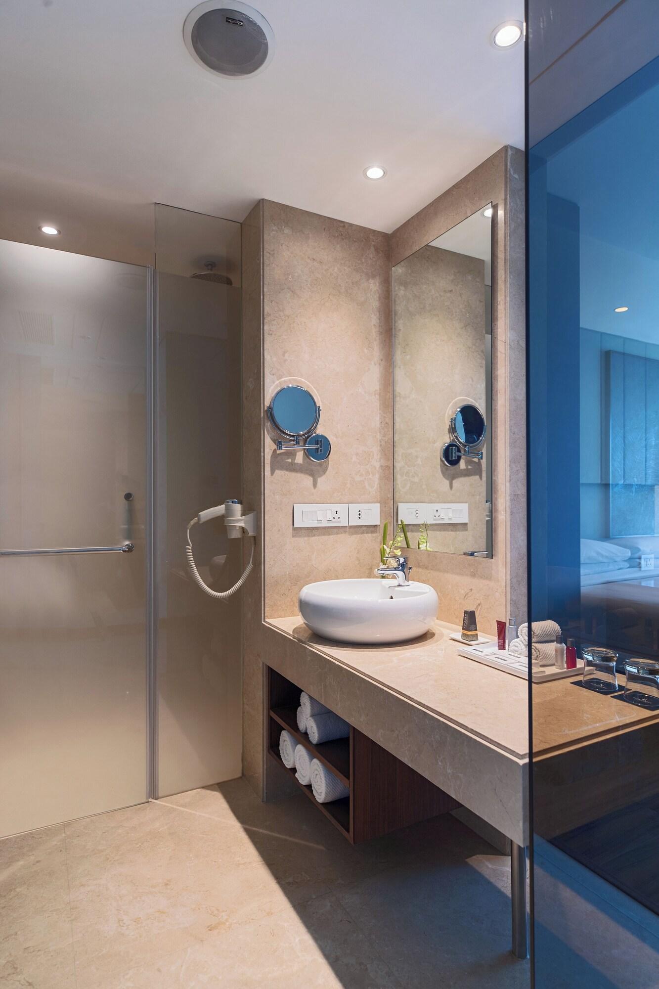 Double Superior King Bed