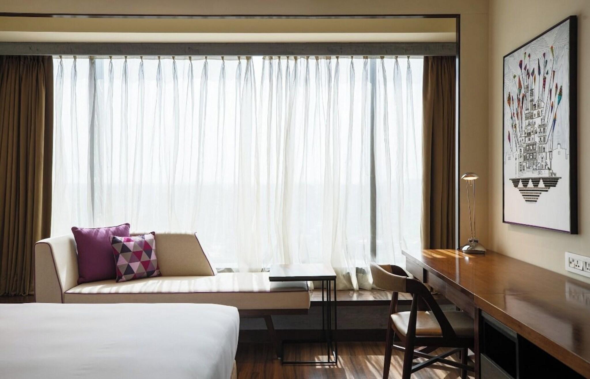 Double Superior King Bed