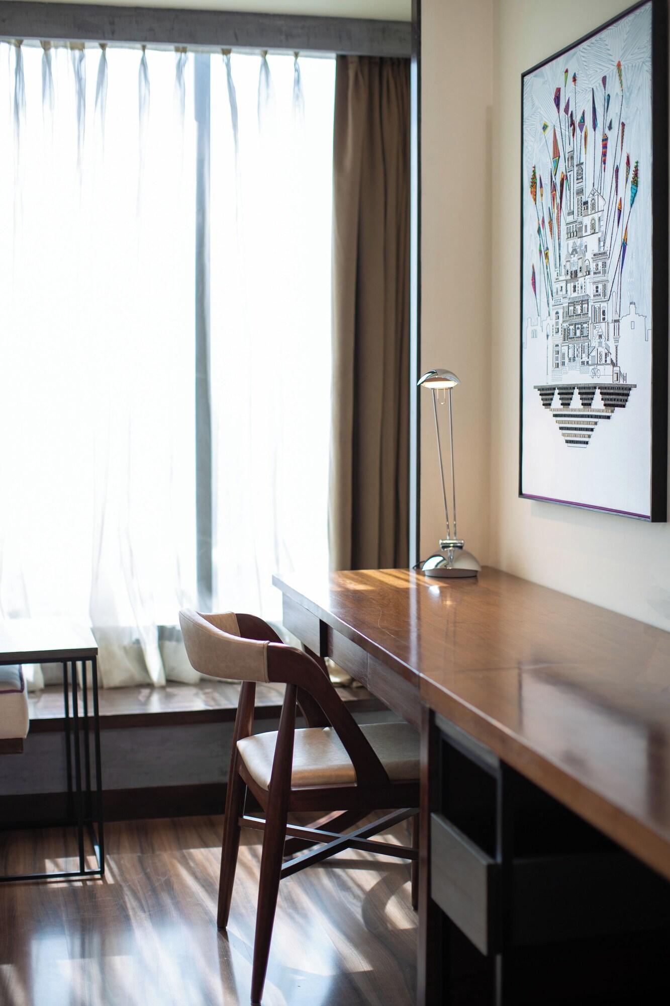 Double Superior King Bed