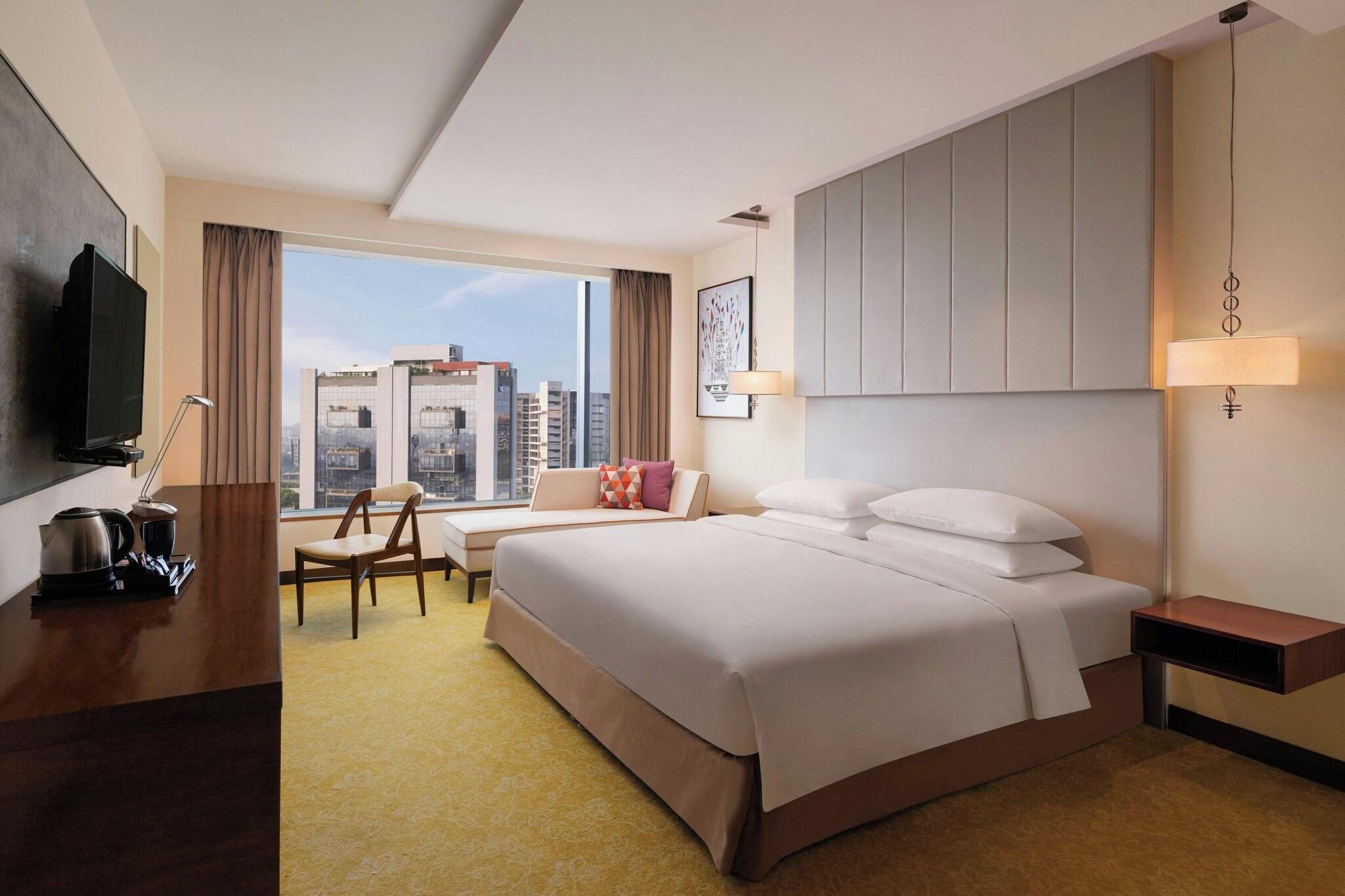 Double Executive King Bed