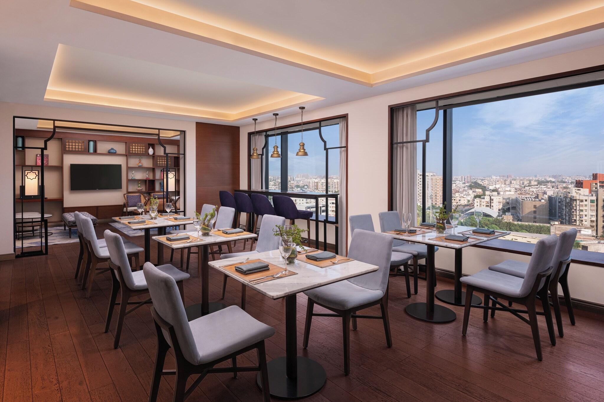 Suite Executive King Bed