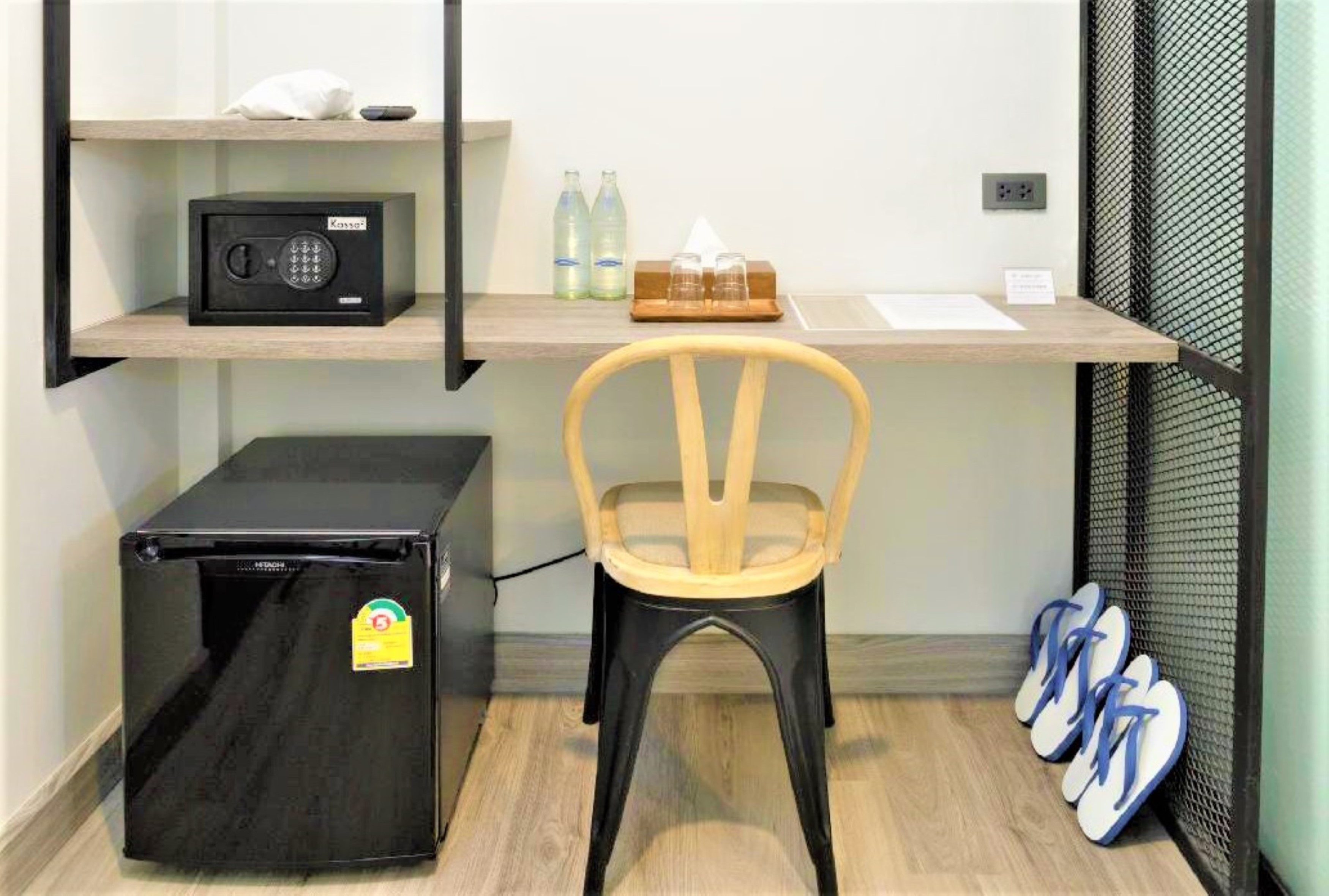 Double Deluxe King Bed