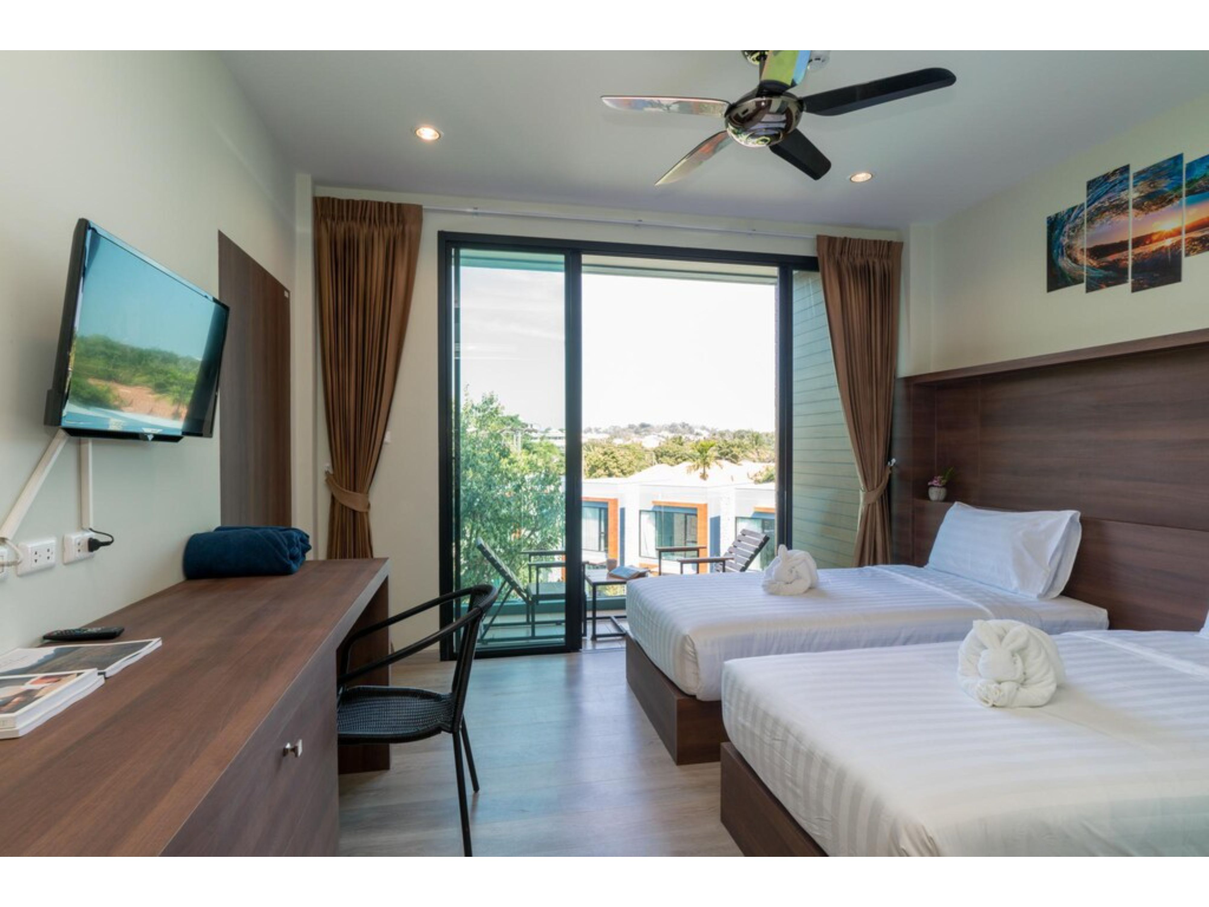 Family Room Deluxe Two Bedroom