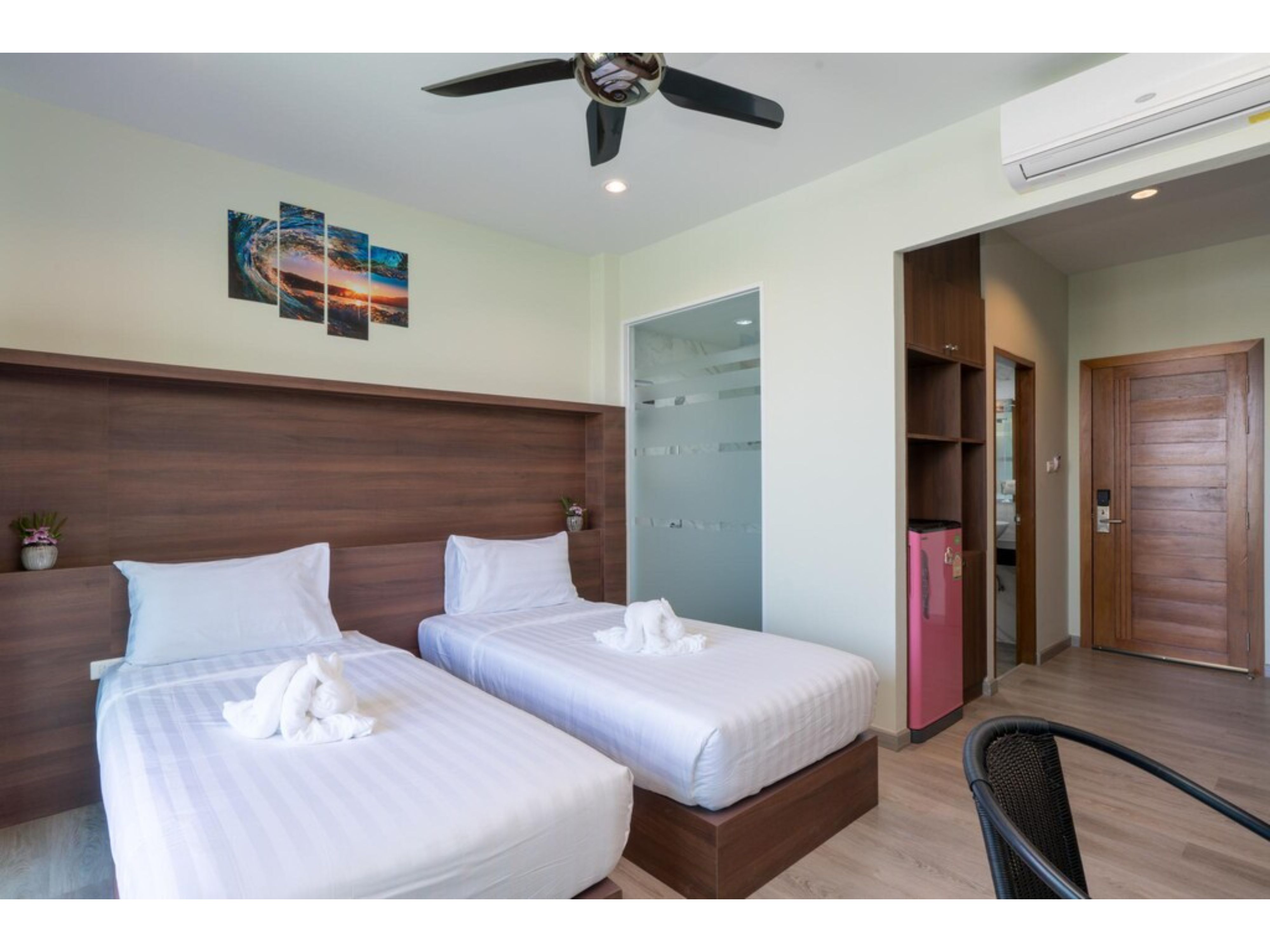 Family Room Deluxe Two Bedroom