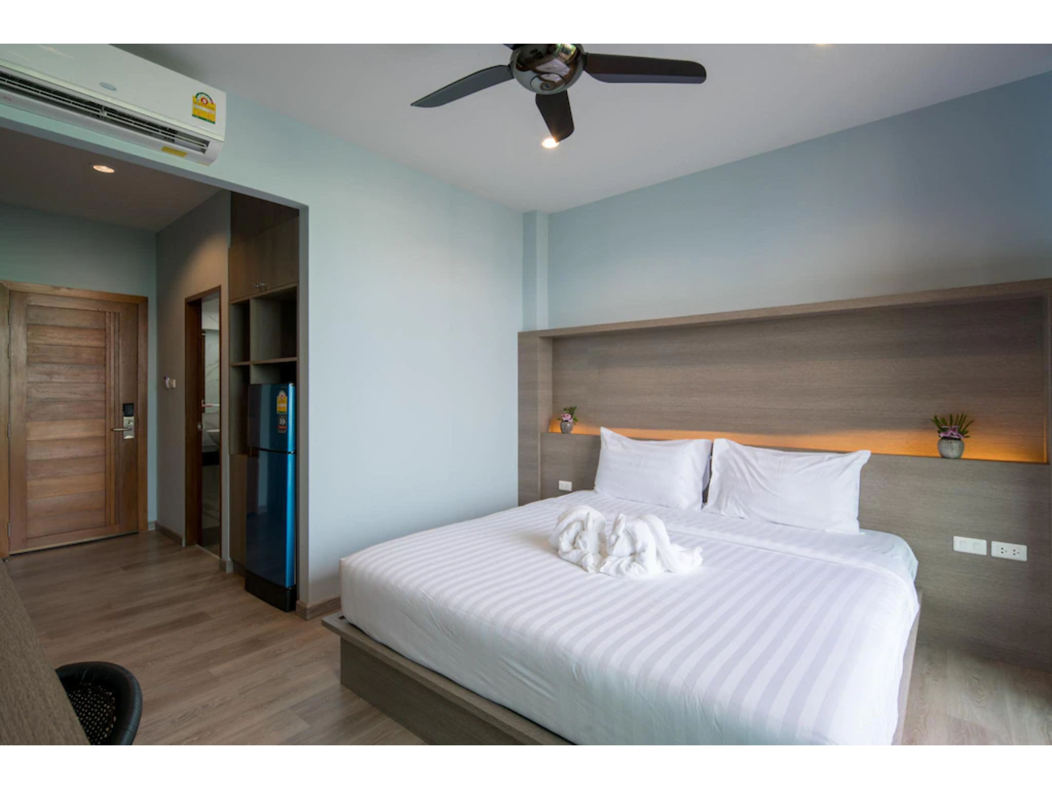 Family Room Deluxe Two Bedroom