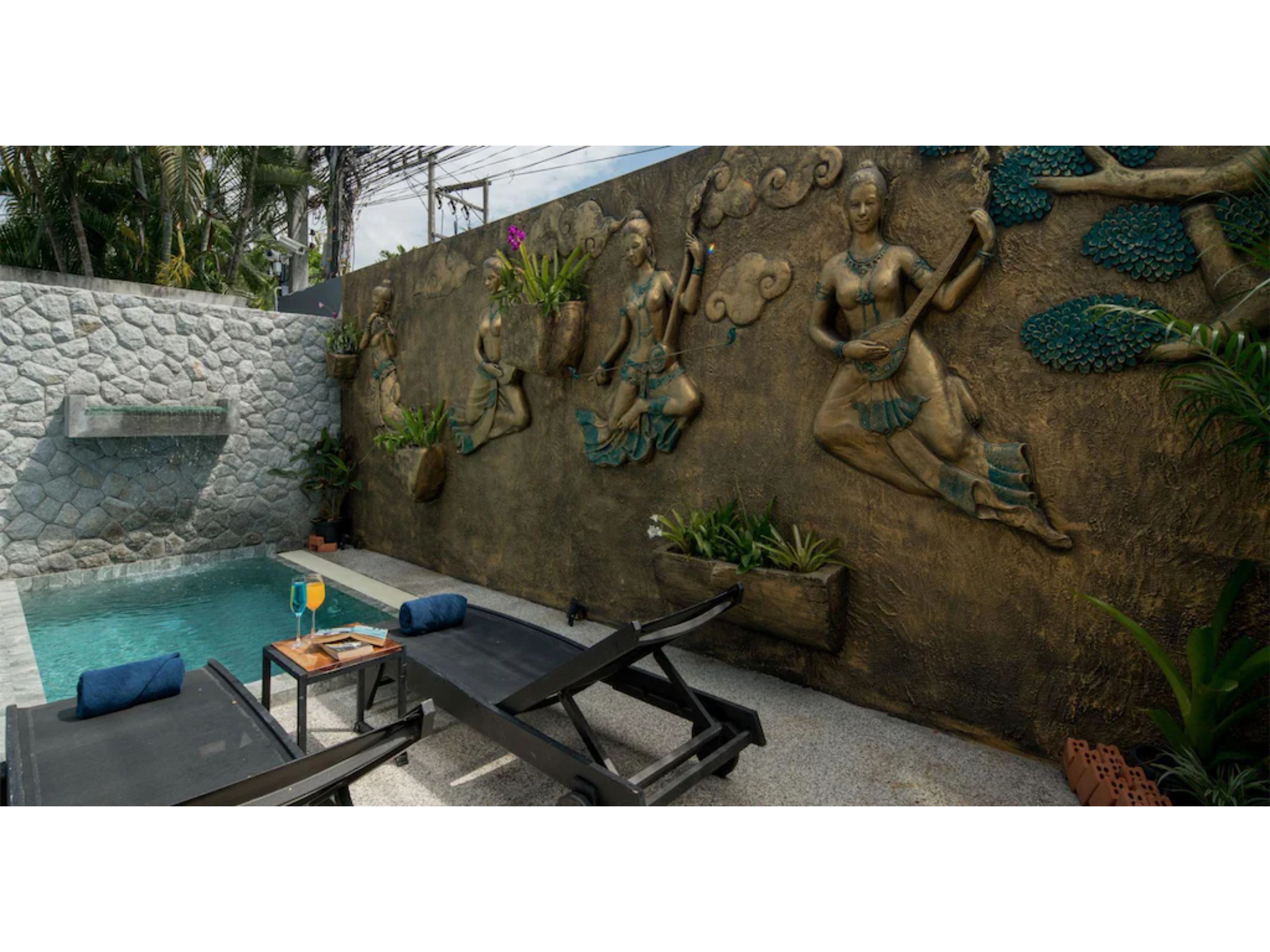 Suite with Private Pool