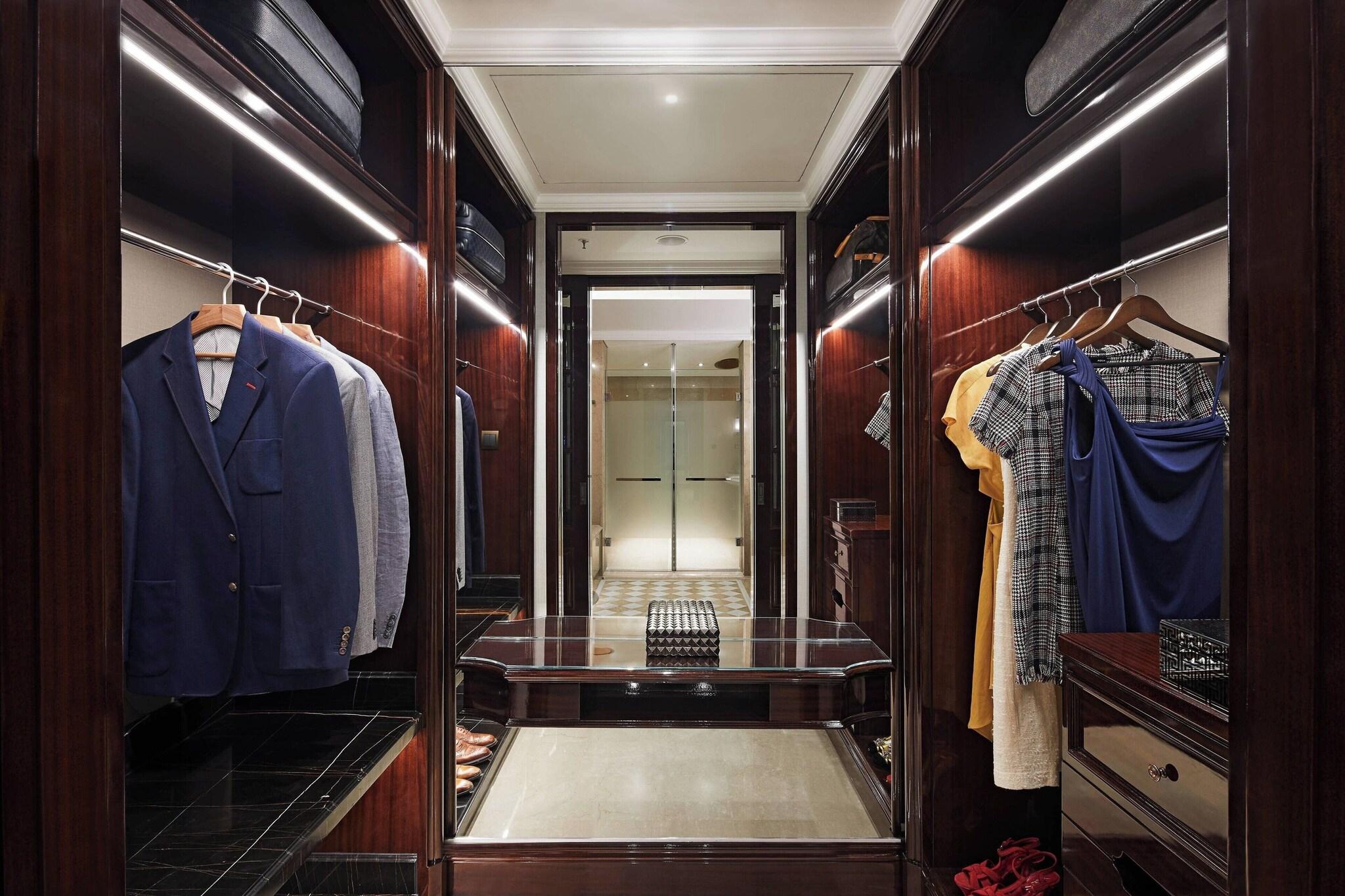 Double Club with Views