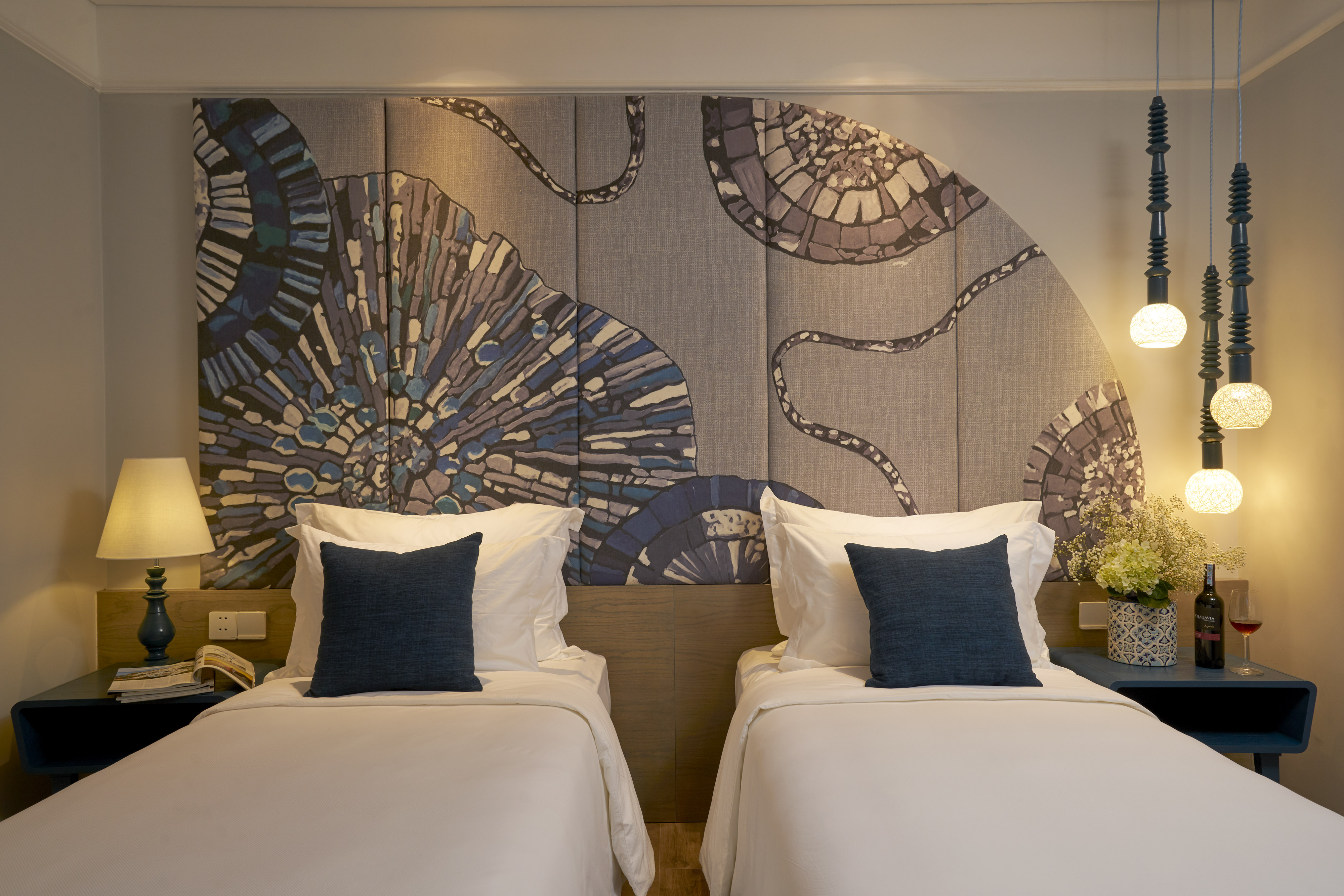 Twin Deluxe City View