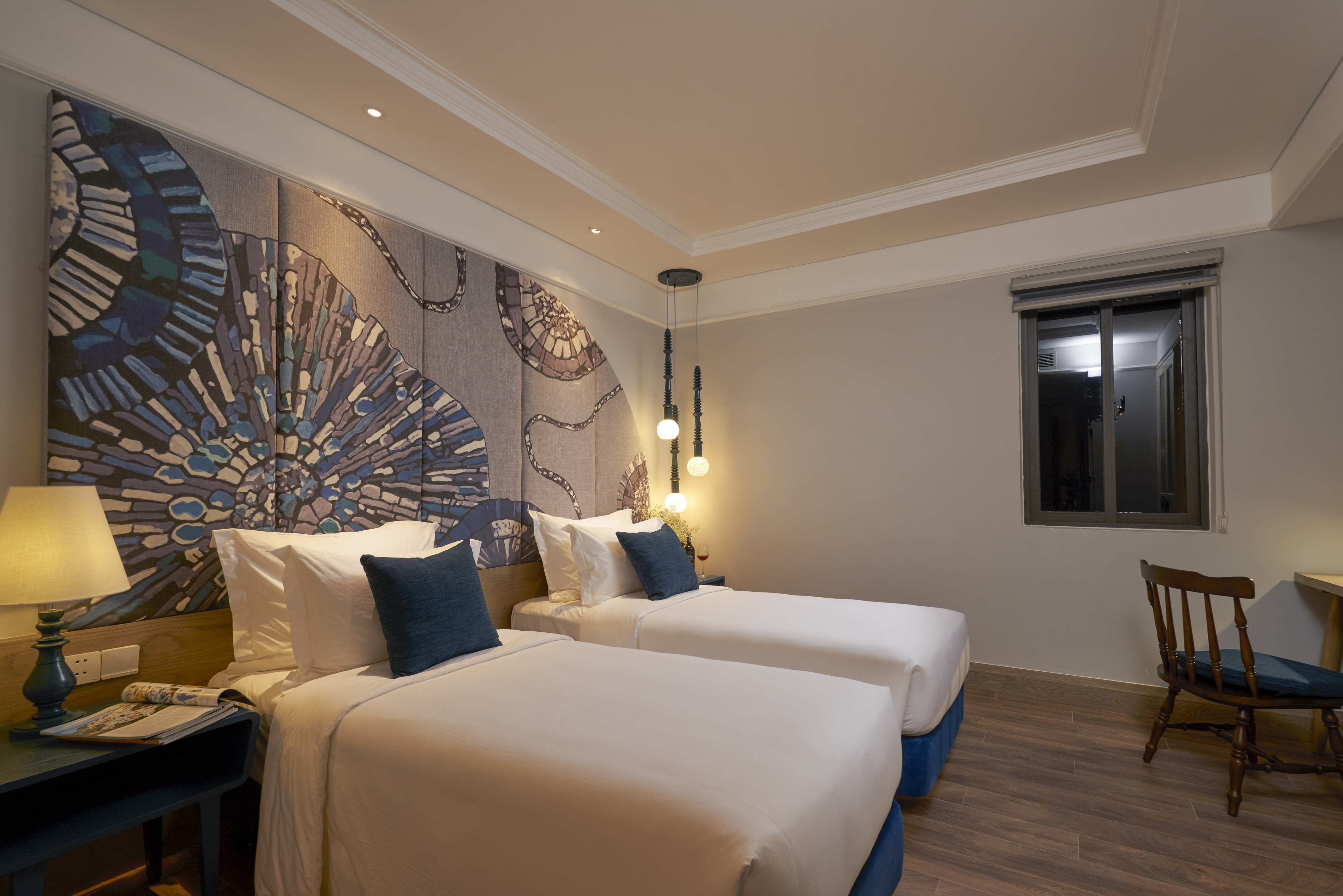 Twin Deluxe City View