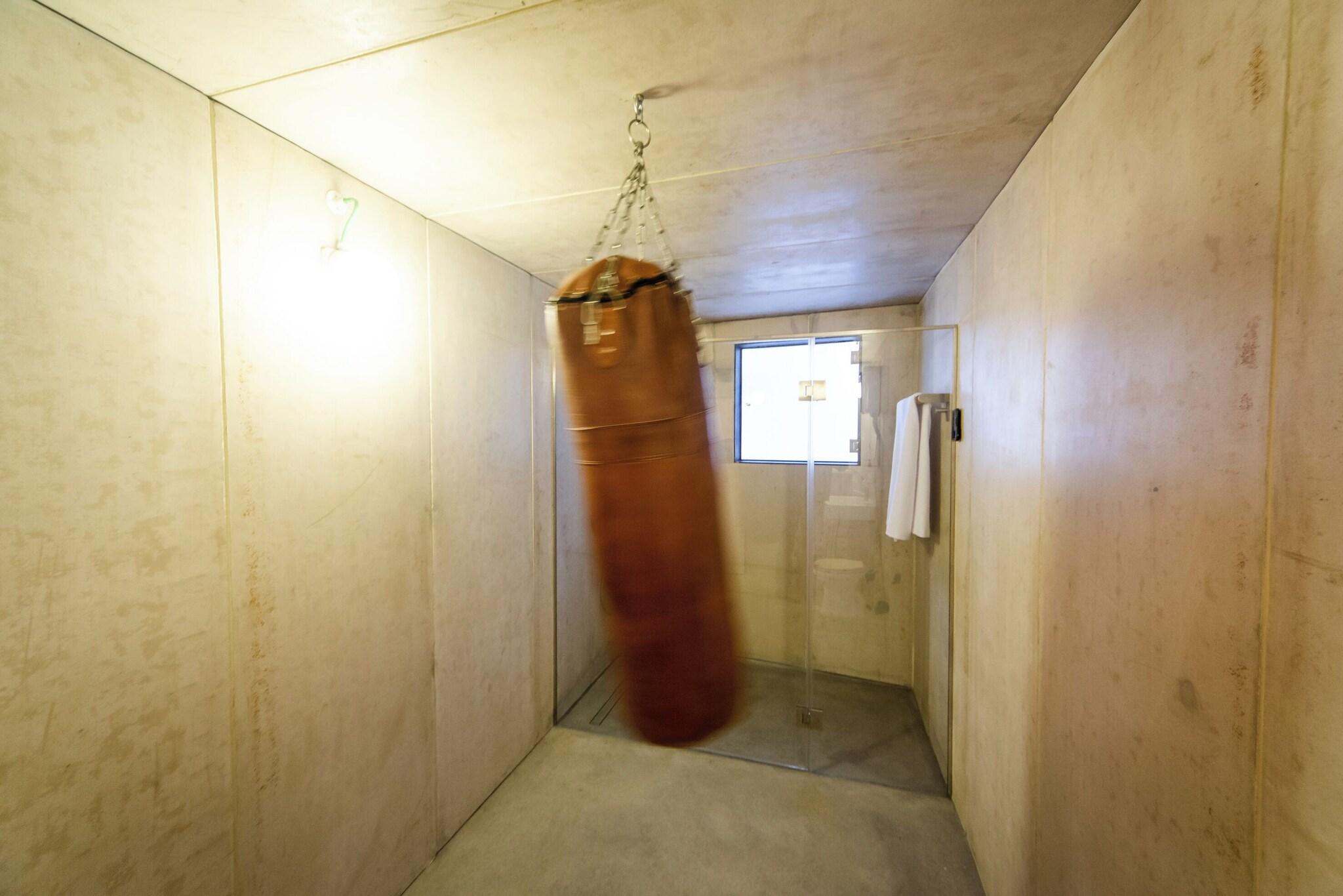 Double Deluxe Queen Bed