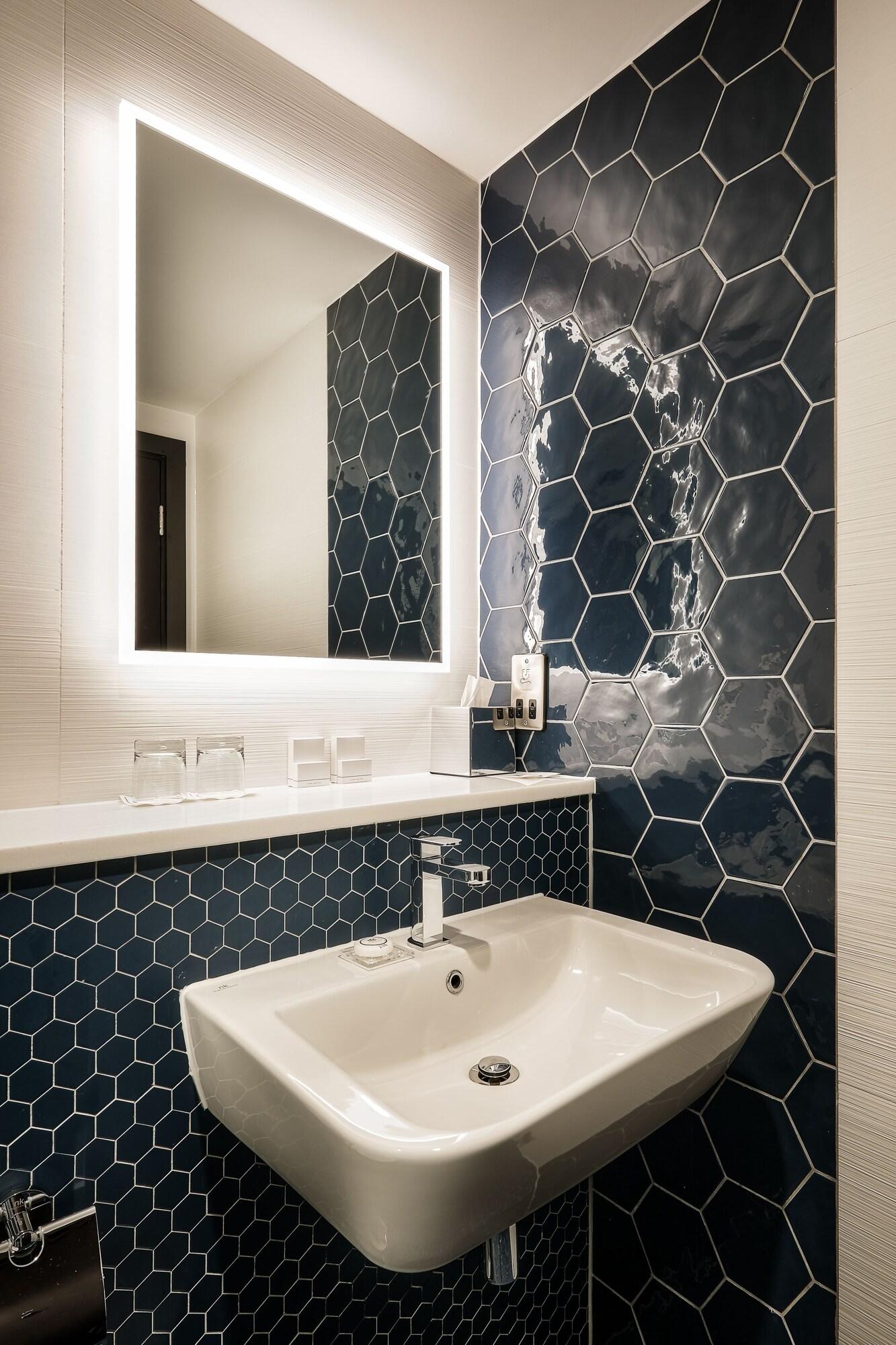 Double Executive King Bed