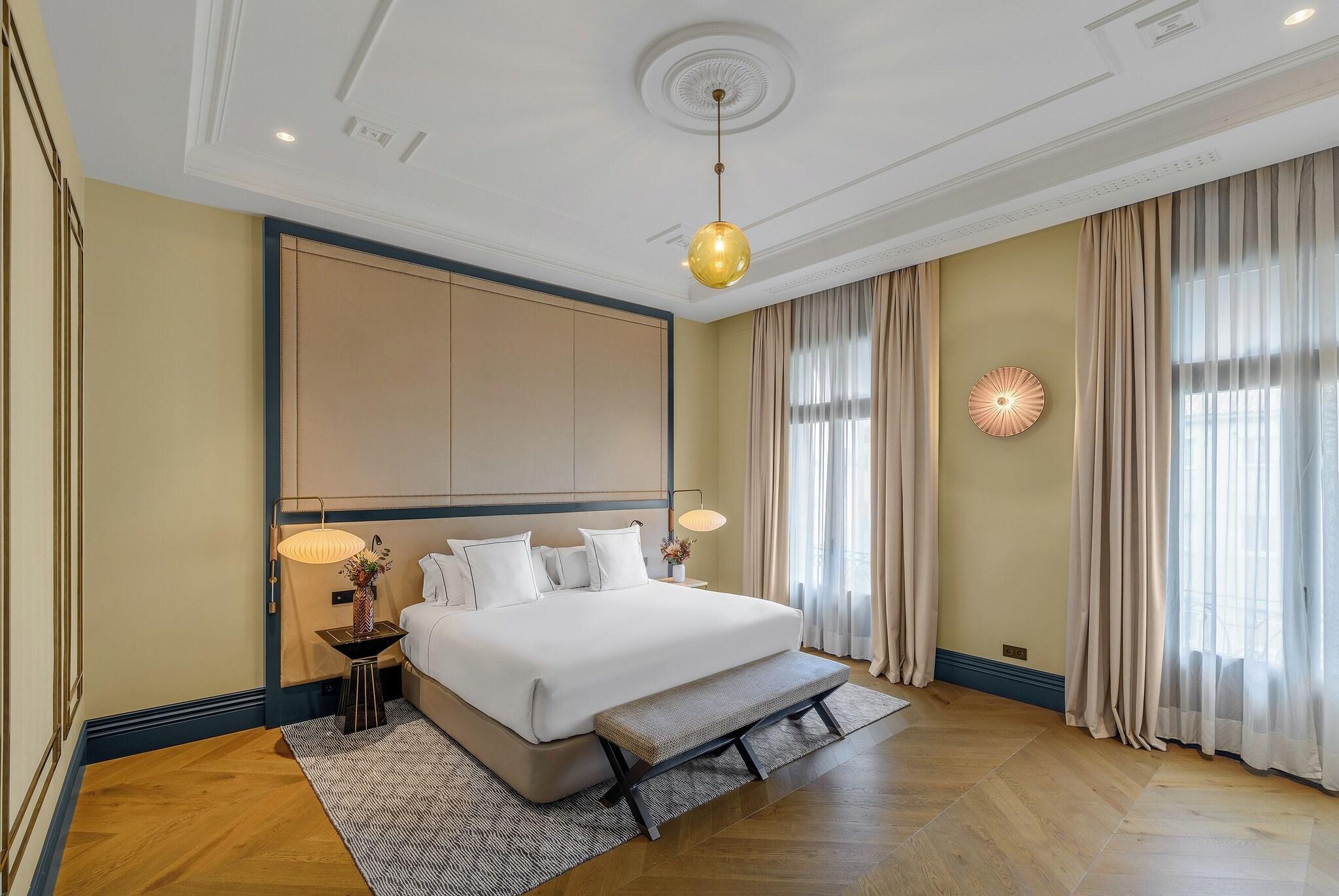 Double Premium King Bed