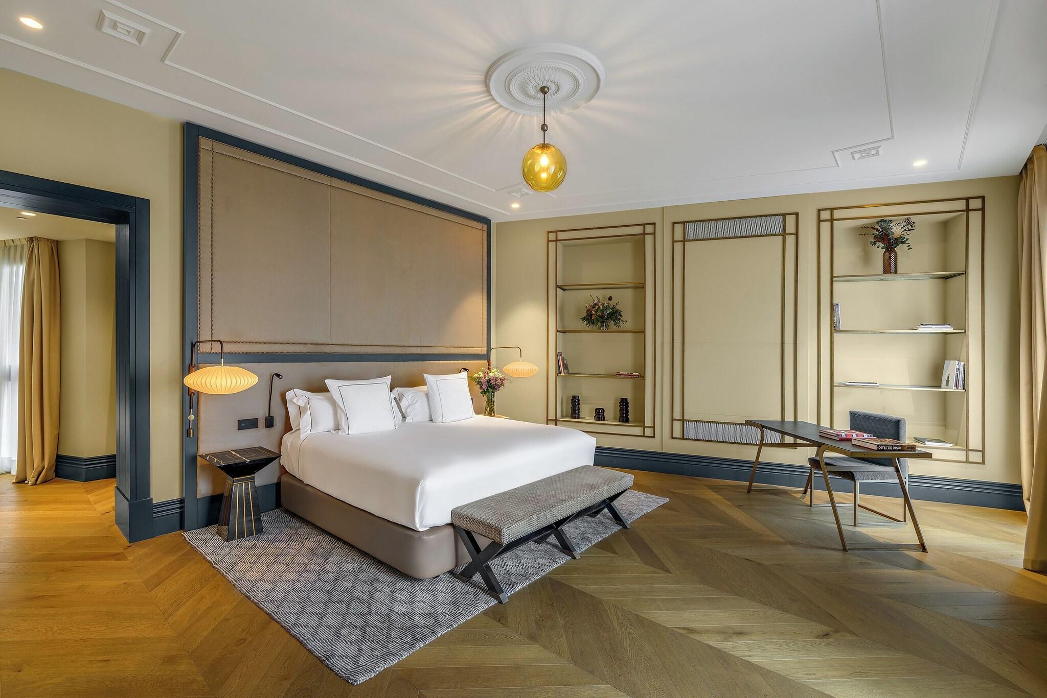 Junior Suite King Size Bed