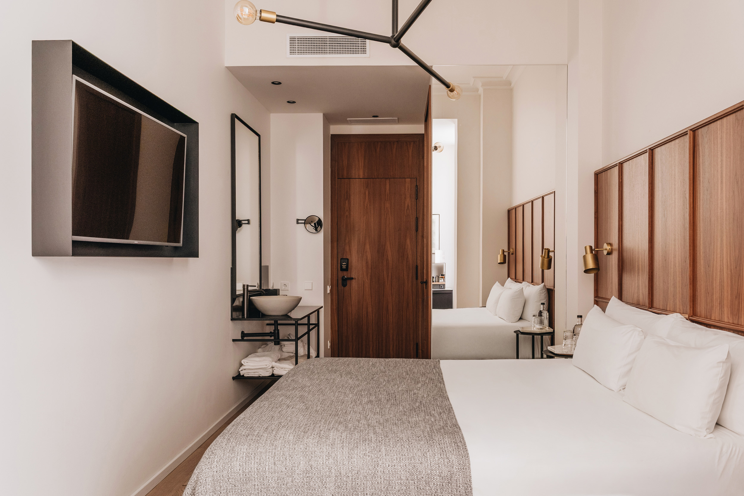 Double King Size Bed