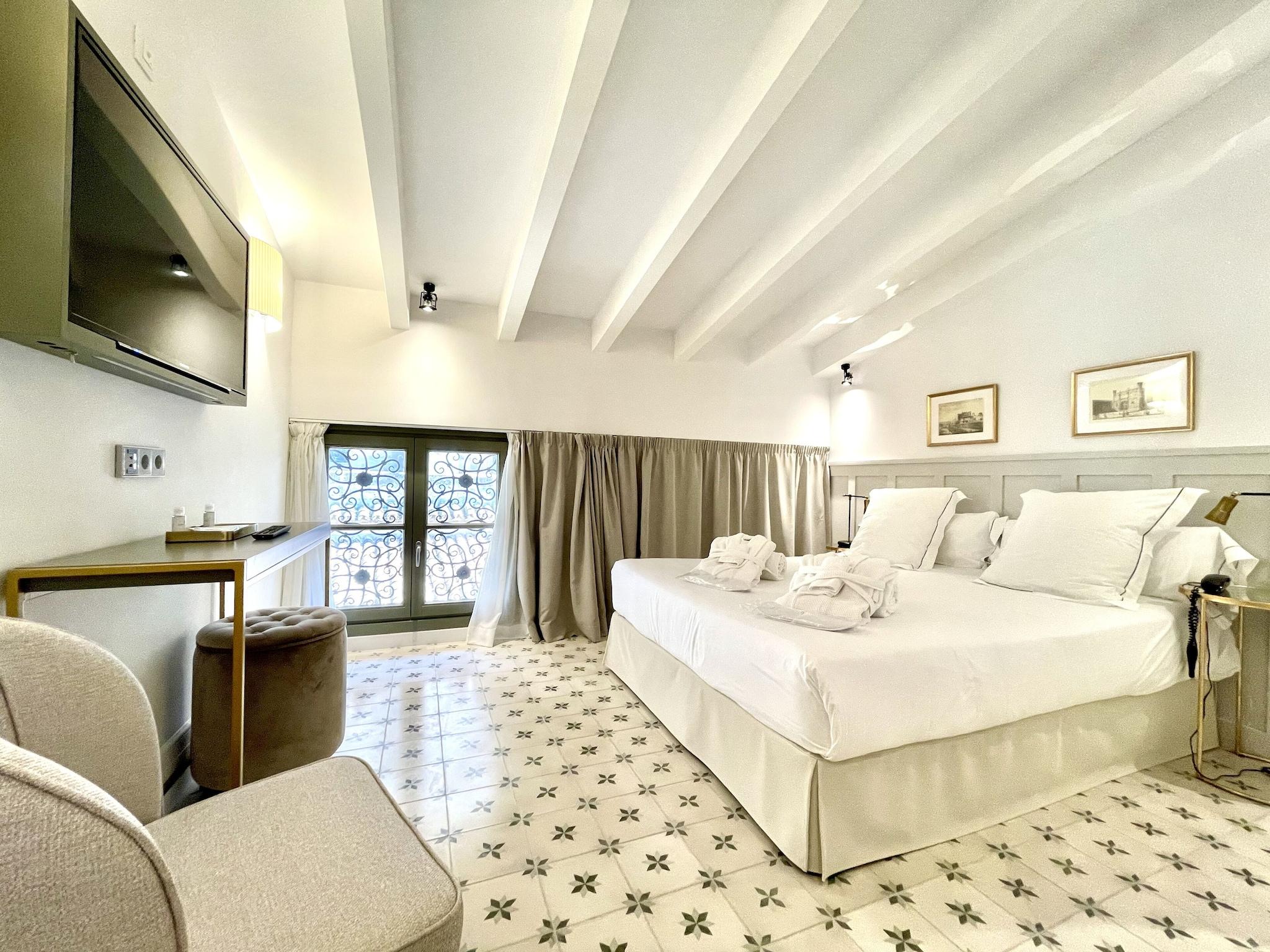 Double or Twin City View